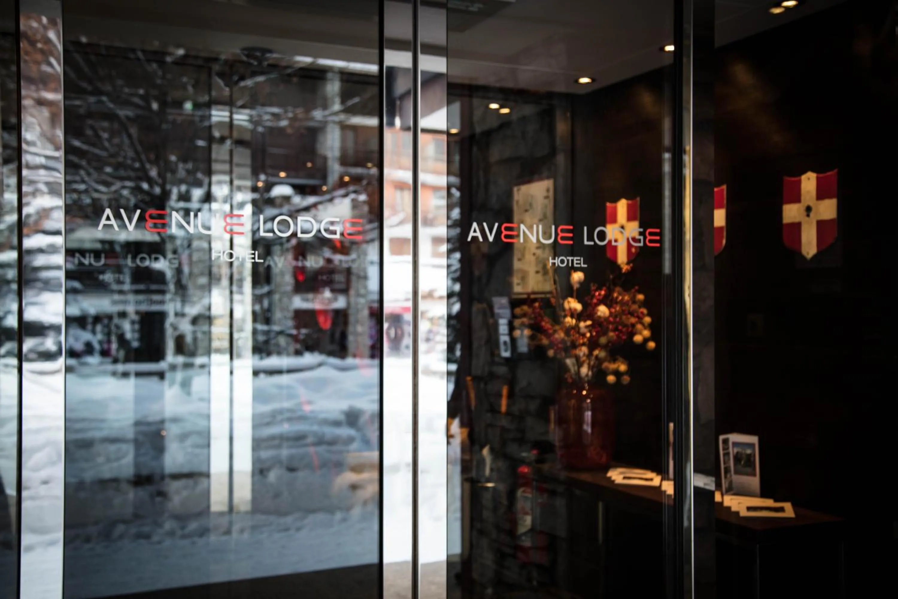 Facade/entrance in Avenue Lodge Hotel & Spa