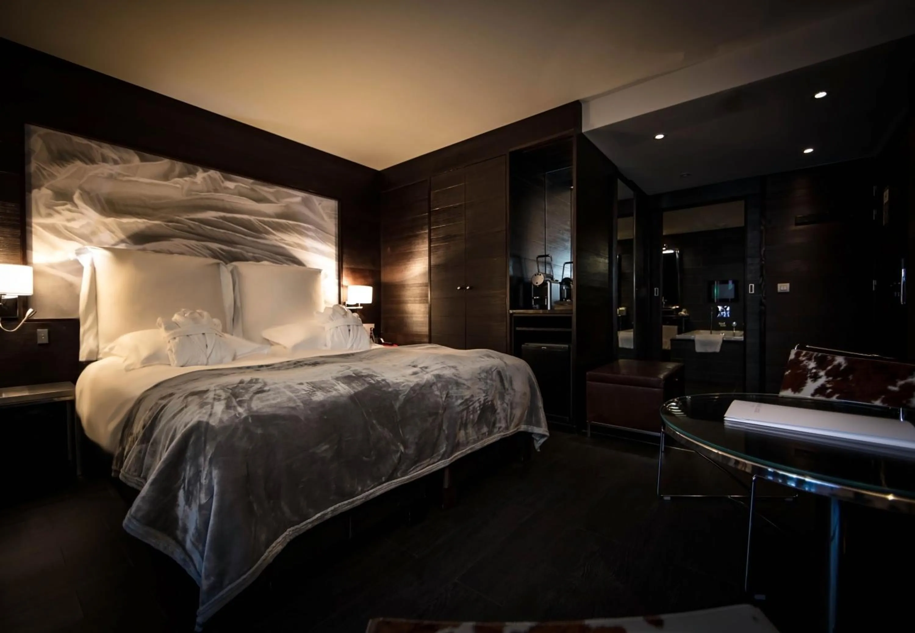 Bed in Avenue Lodge Hotel & Spa