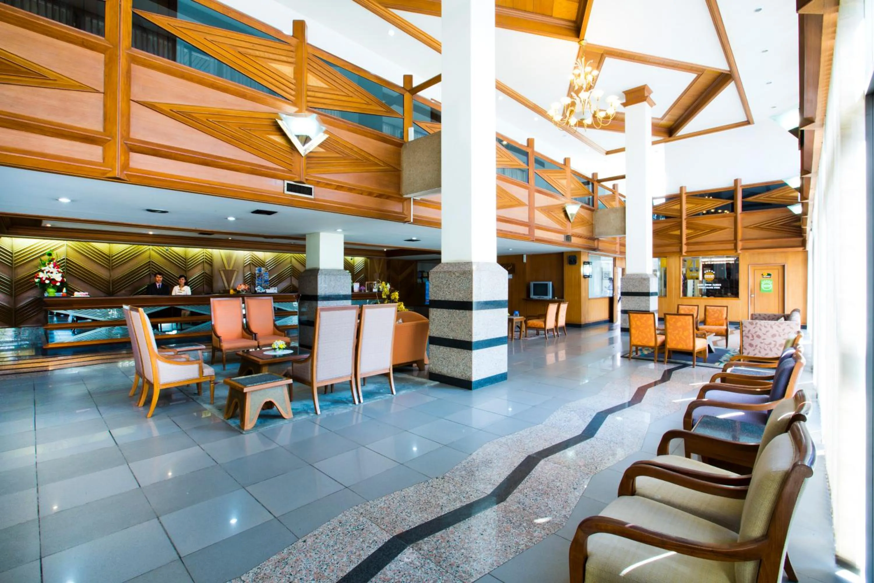 Lobby or reception in Charoen Hotel