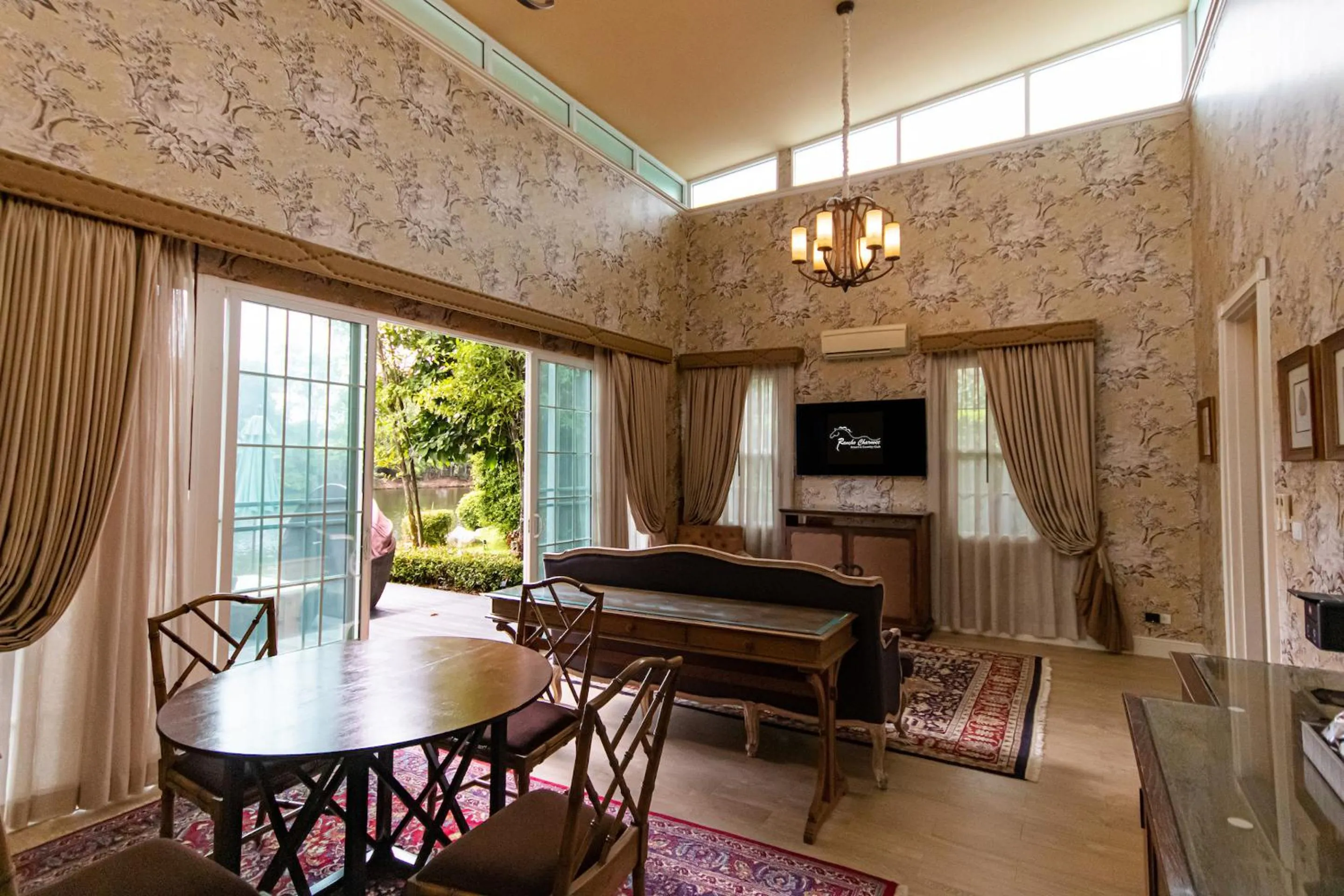 Living room in Rancho Charnvee Resort & Country Club Khaoyai