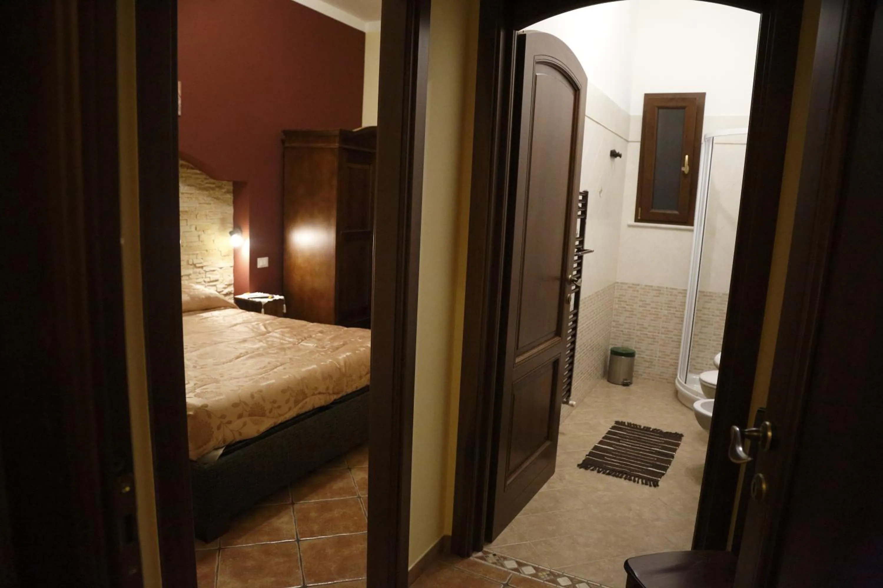 Bathroom, Bed in Il Quadrifoglio