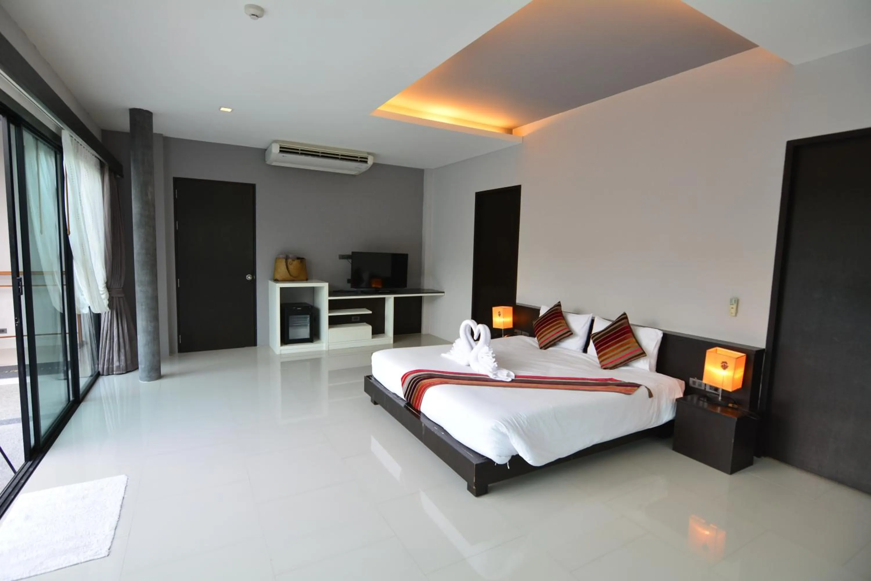 Bedroom, Bed in Chaweng Noi Pool Villa