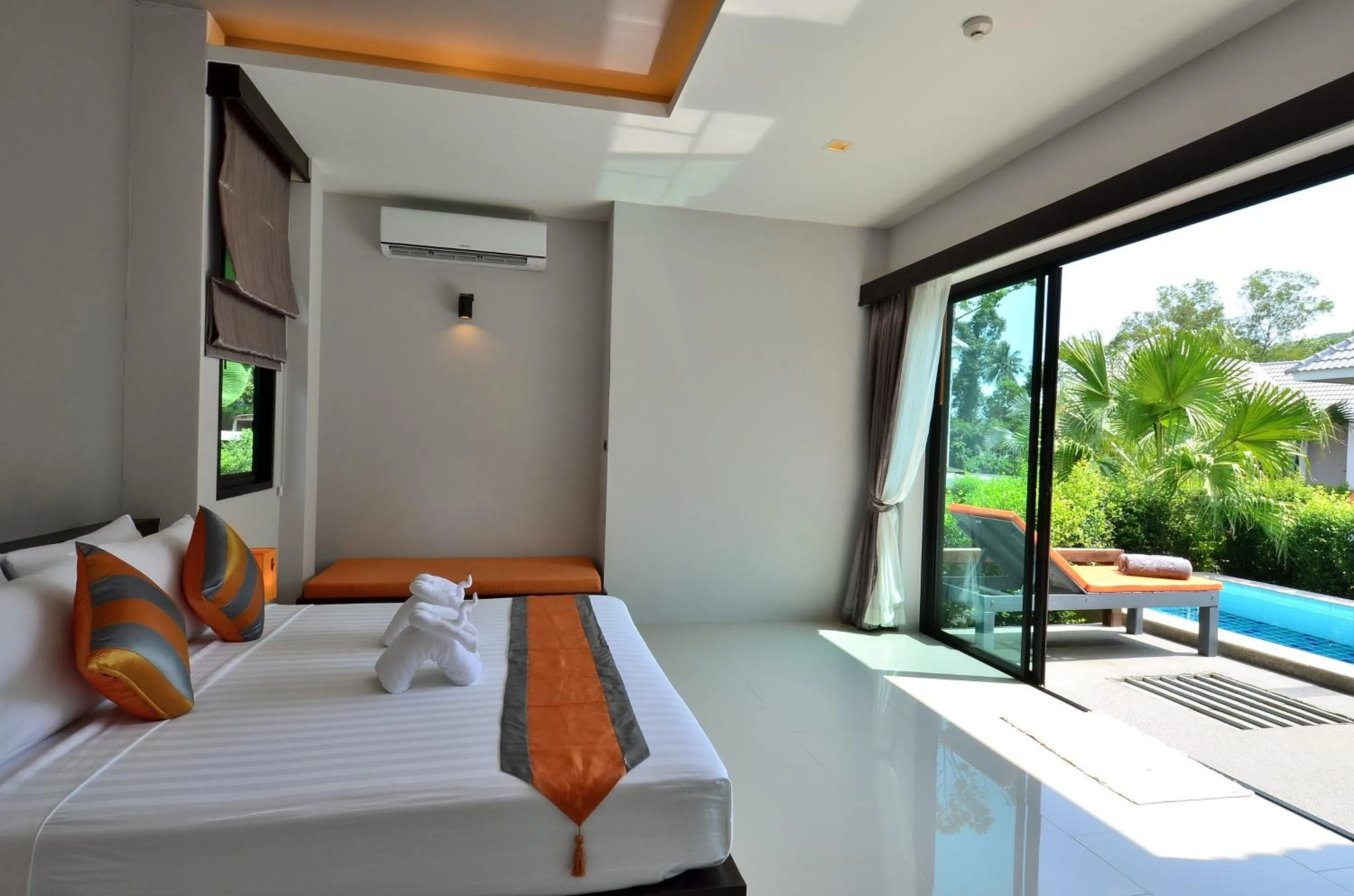 Bedroom, Bed in Chaweng Noi Pool Villa