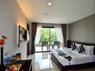 Bed in Chaweng Noi Pool Villa