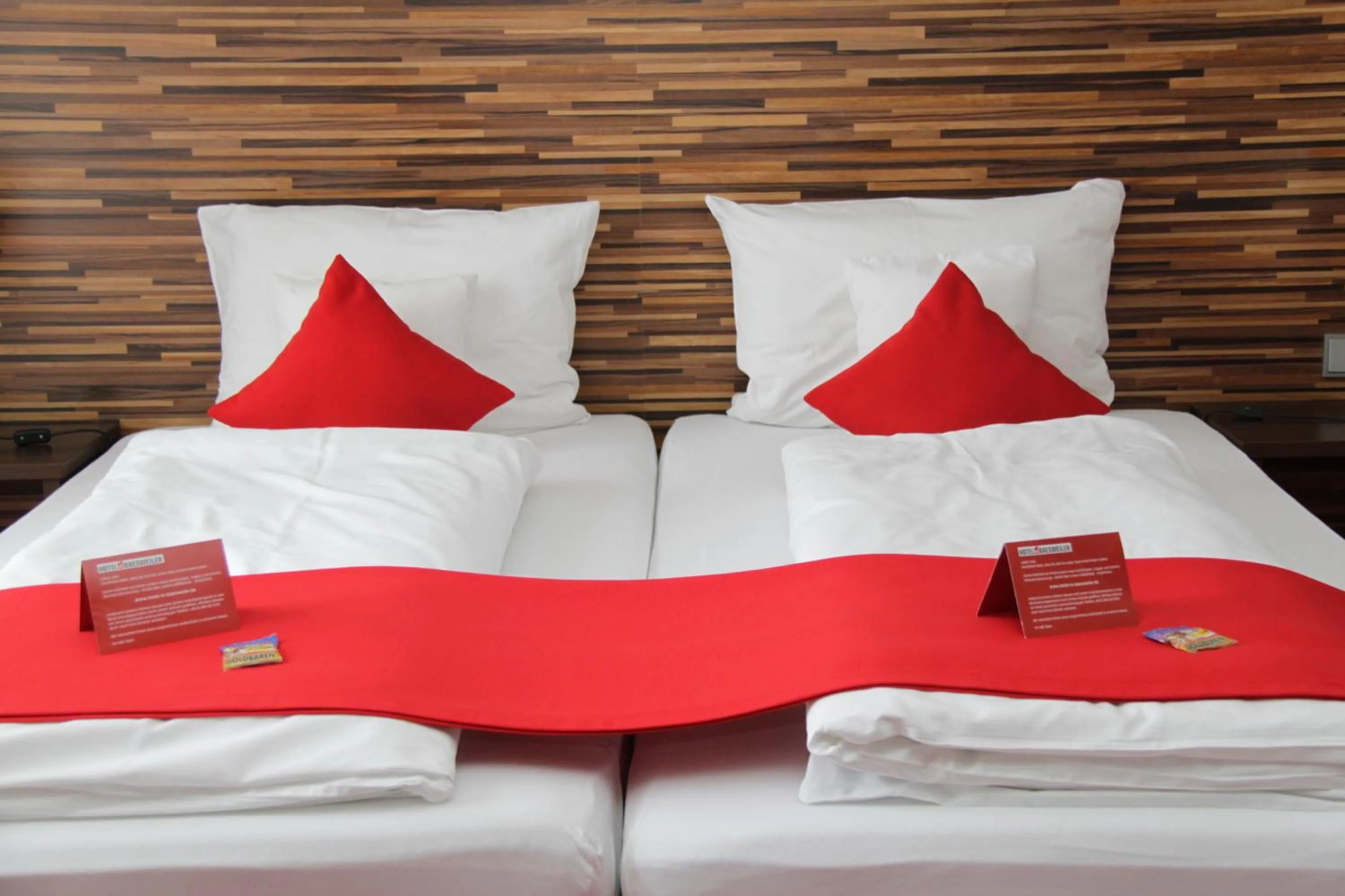 Photo of the whole room, Bed in HIB Hotel in Baesweiler