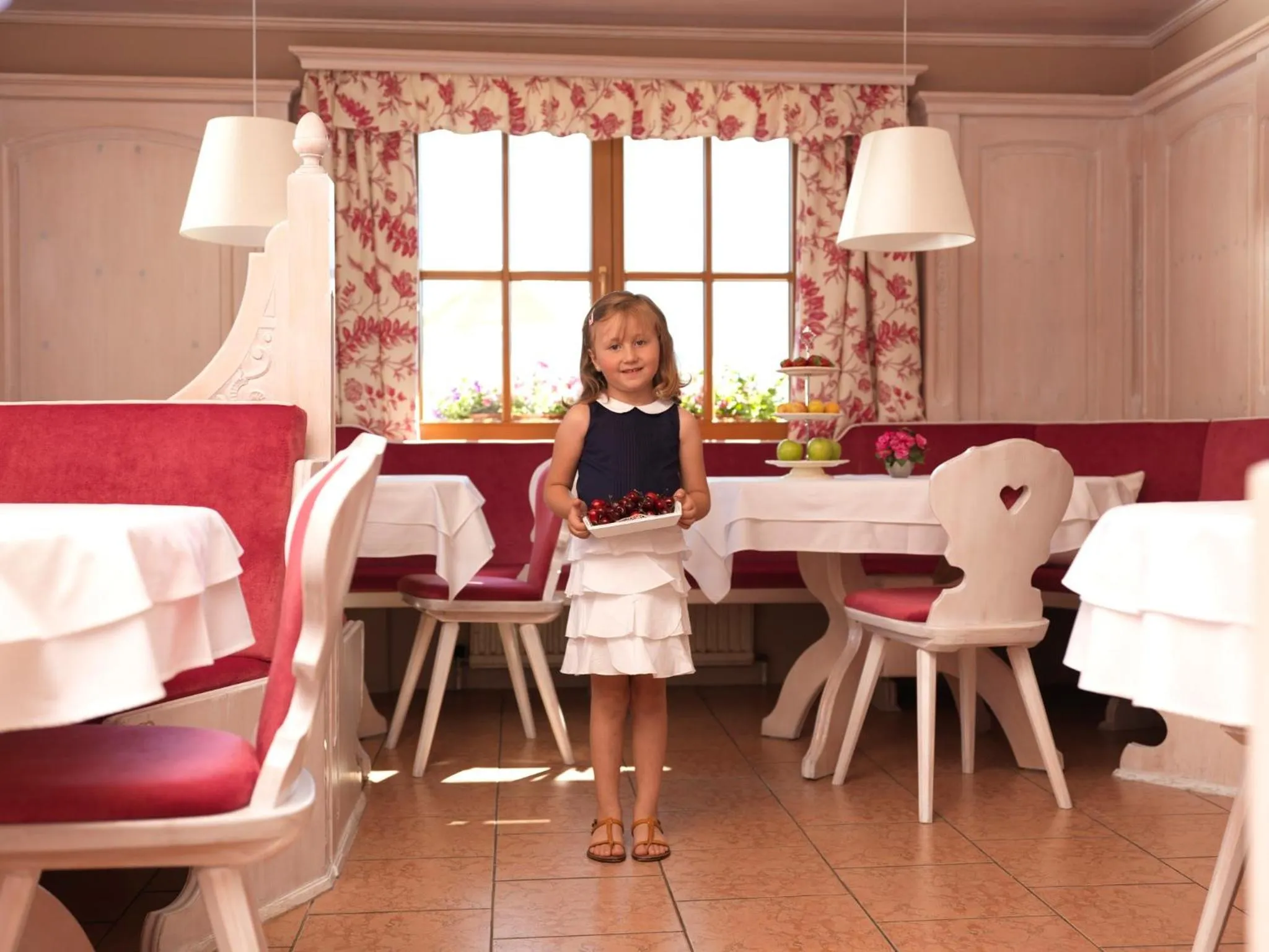 Restaurant/places to eat in Stallerhof