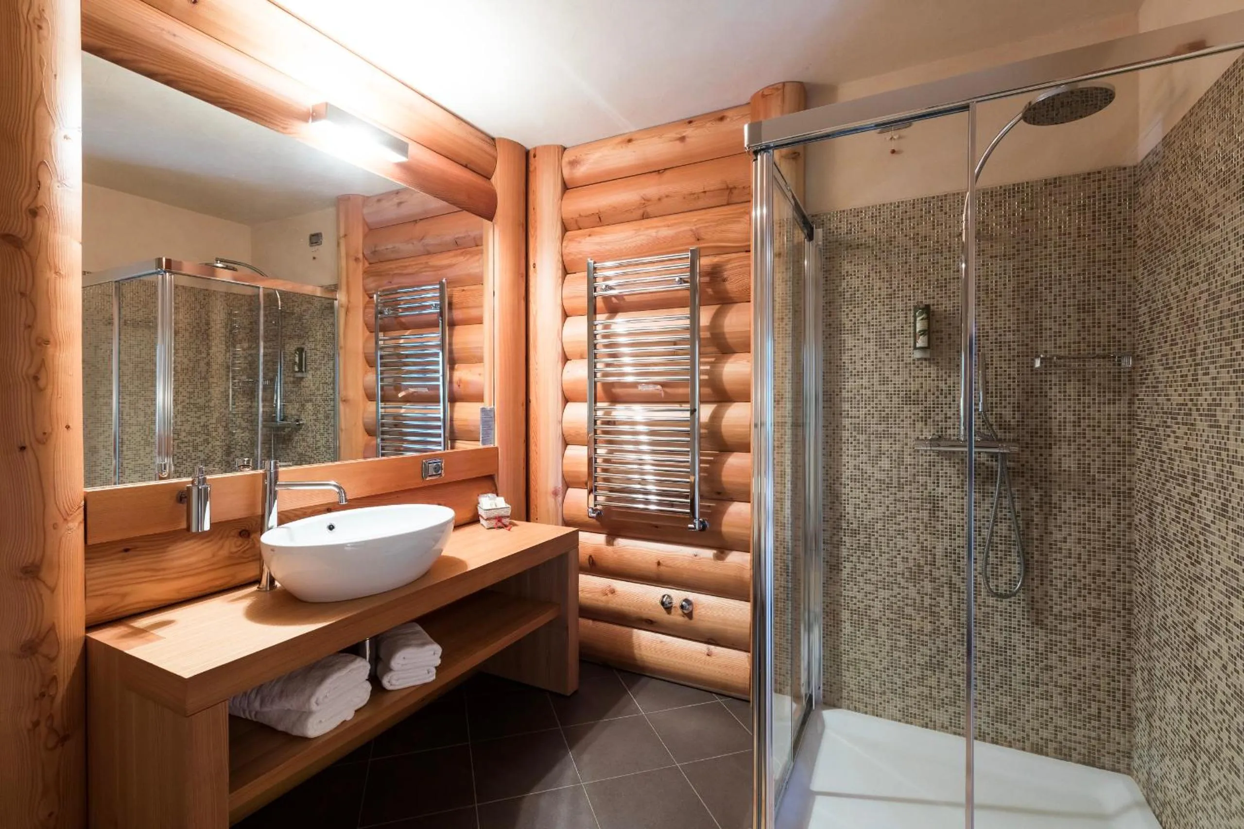 Shower in Hotel Maso del Brenta