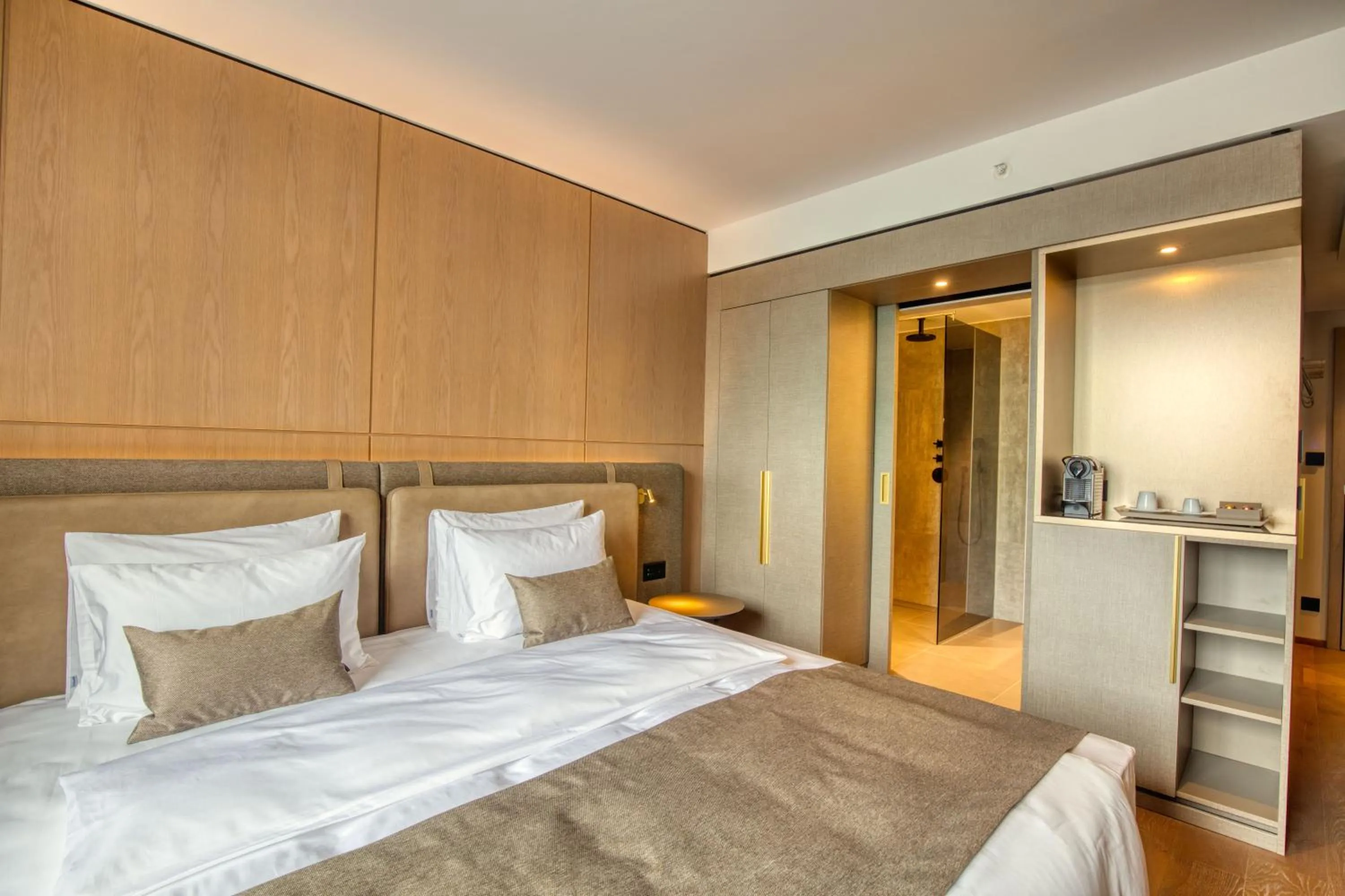 Bed in Hotel Meilenstein