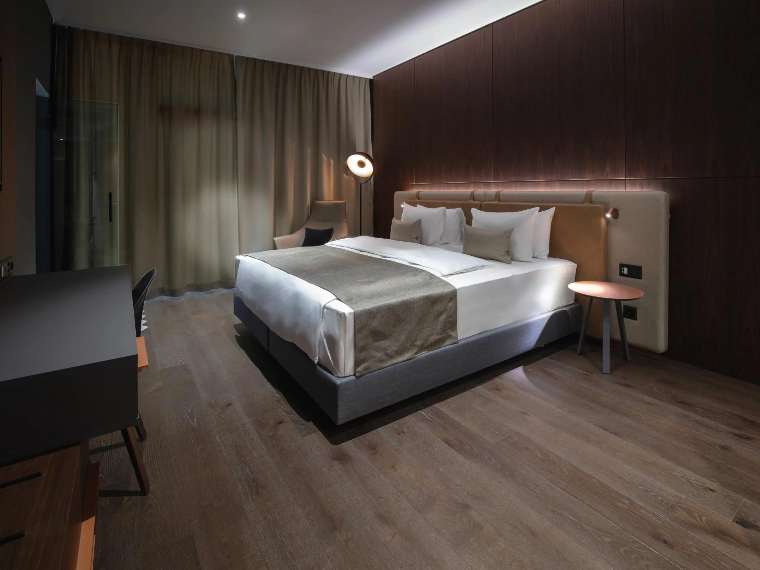 Bed in Hotel Meilenstein