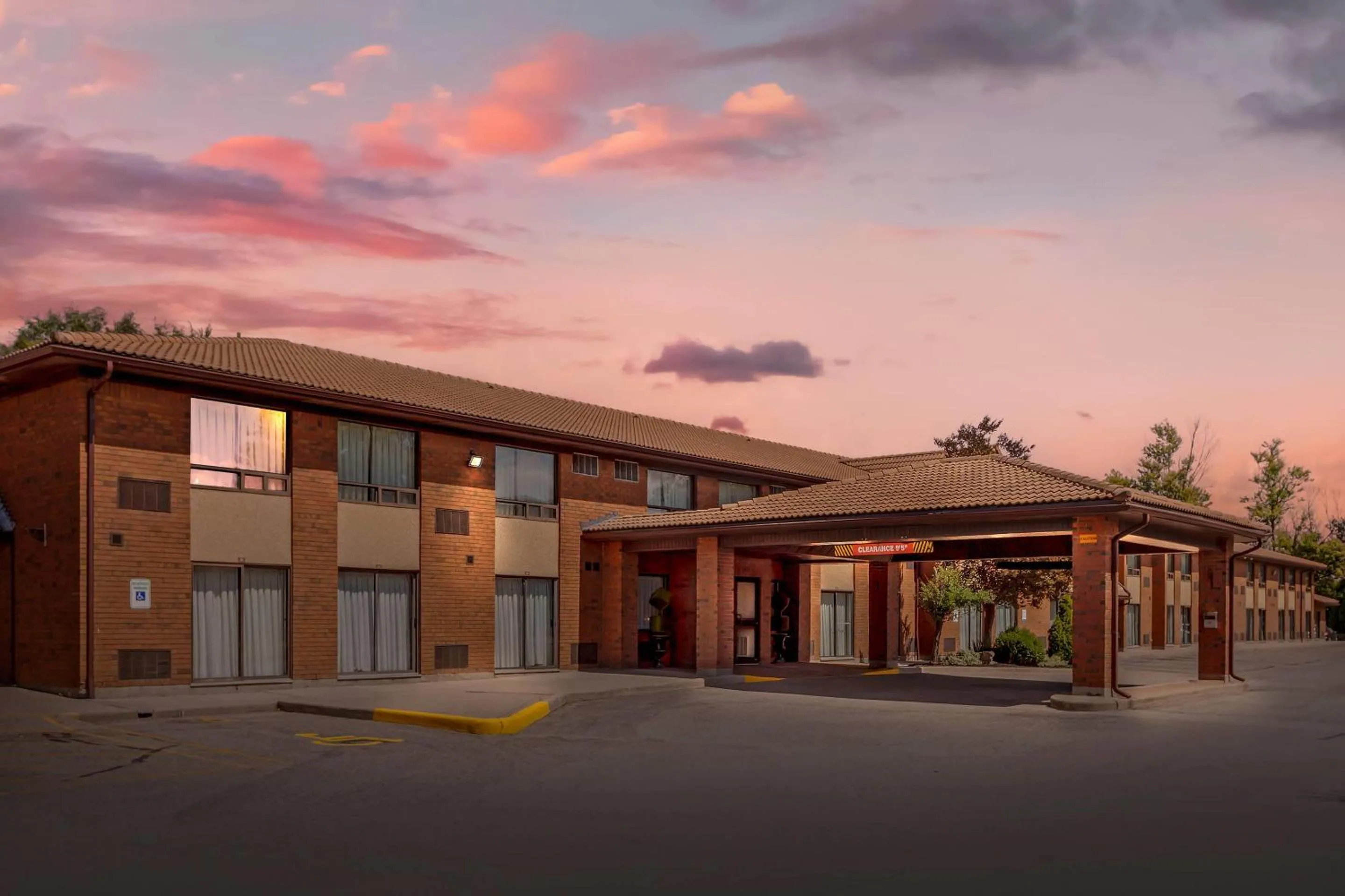 Property building in Comfort Inn