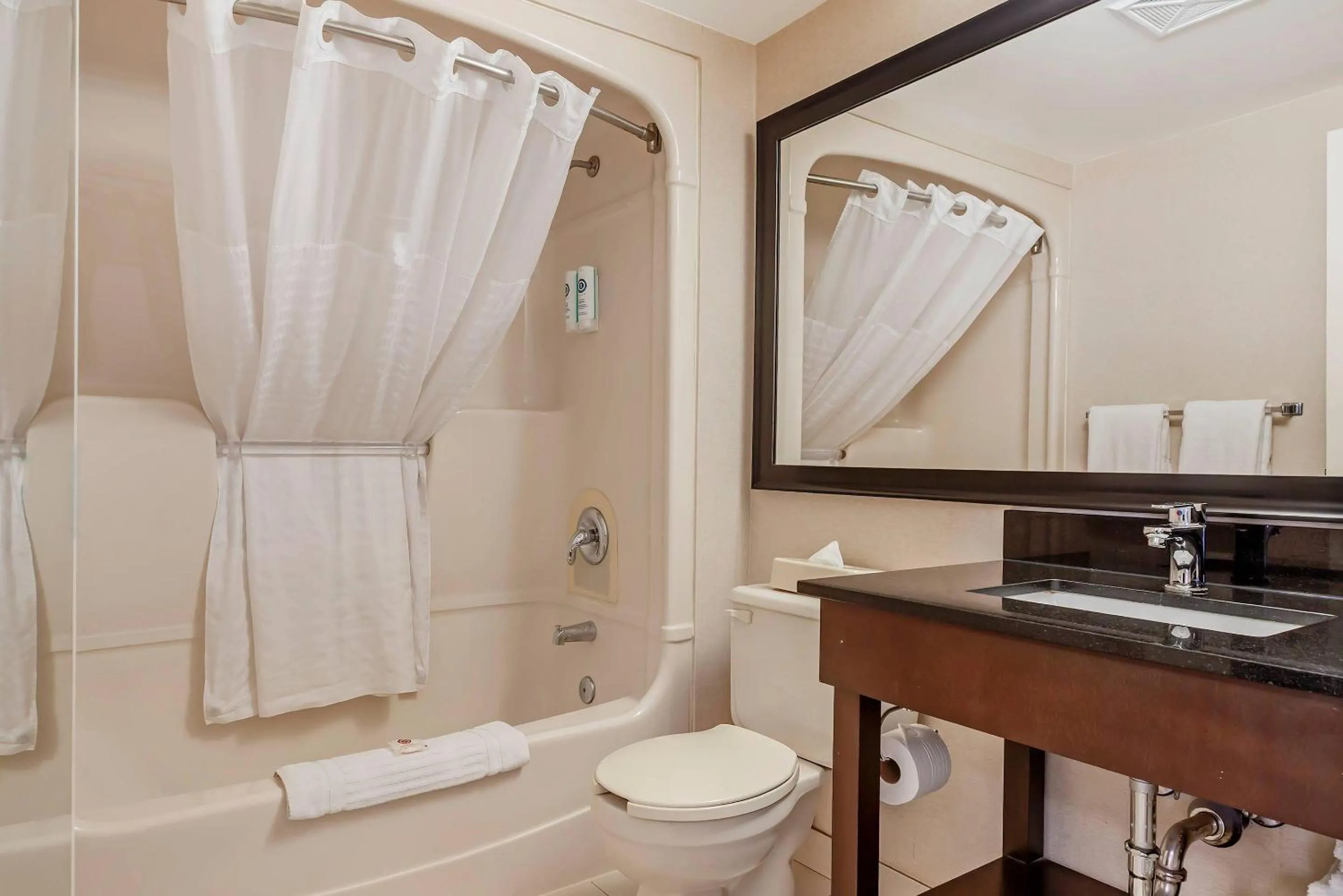 Bedroom in Comfort Inn