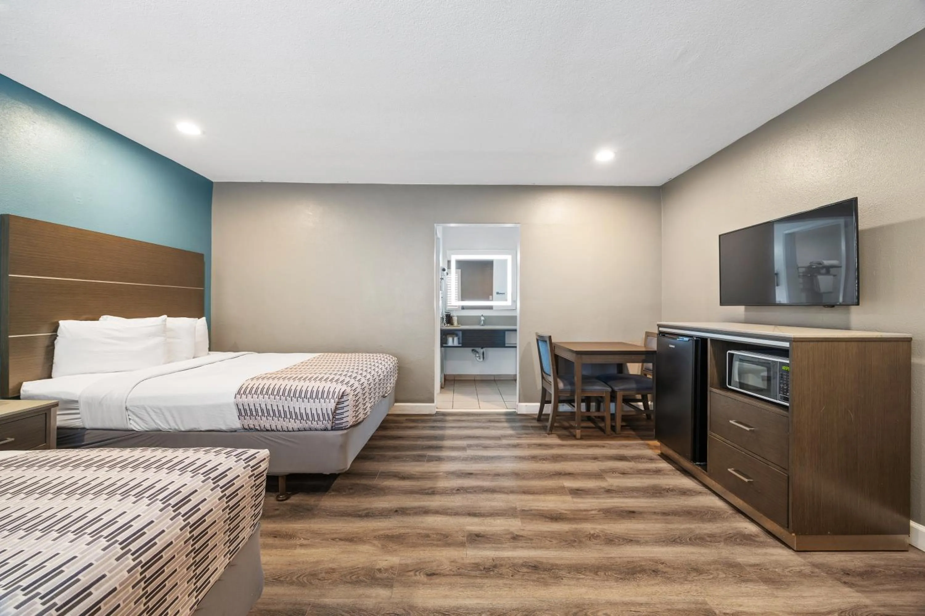 Bed in Hotel Palmeras Chula Vista