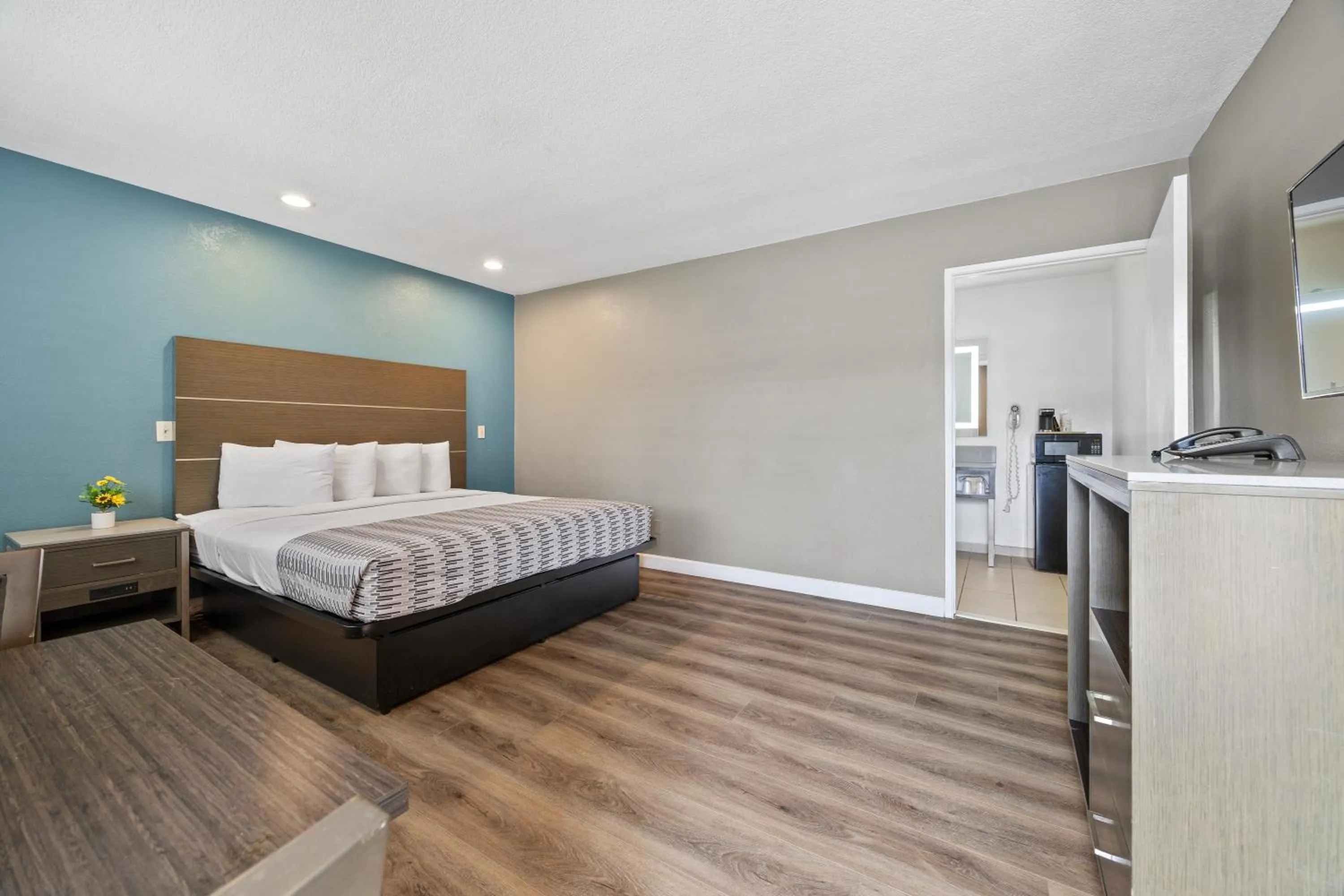 Bed in Hotel Palmeras Chula Vista