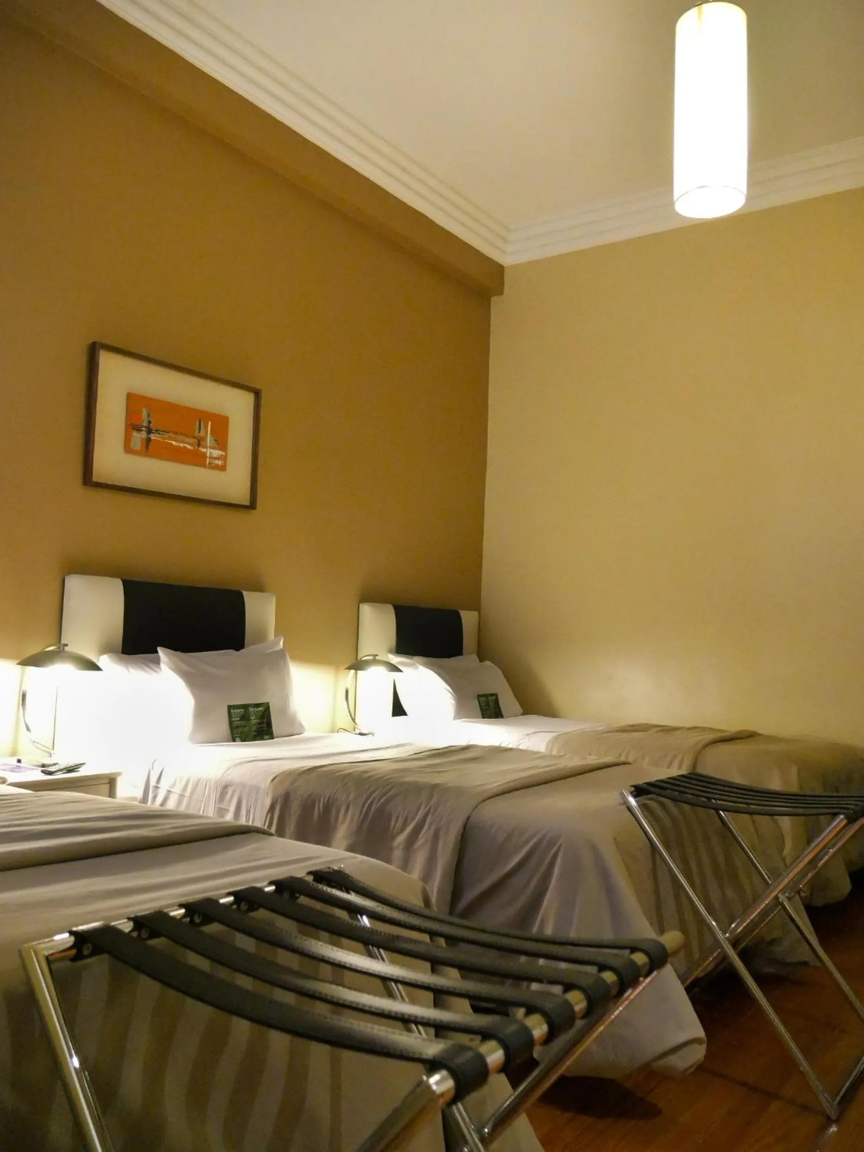 Photo of the whole room in 562 Nogaro