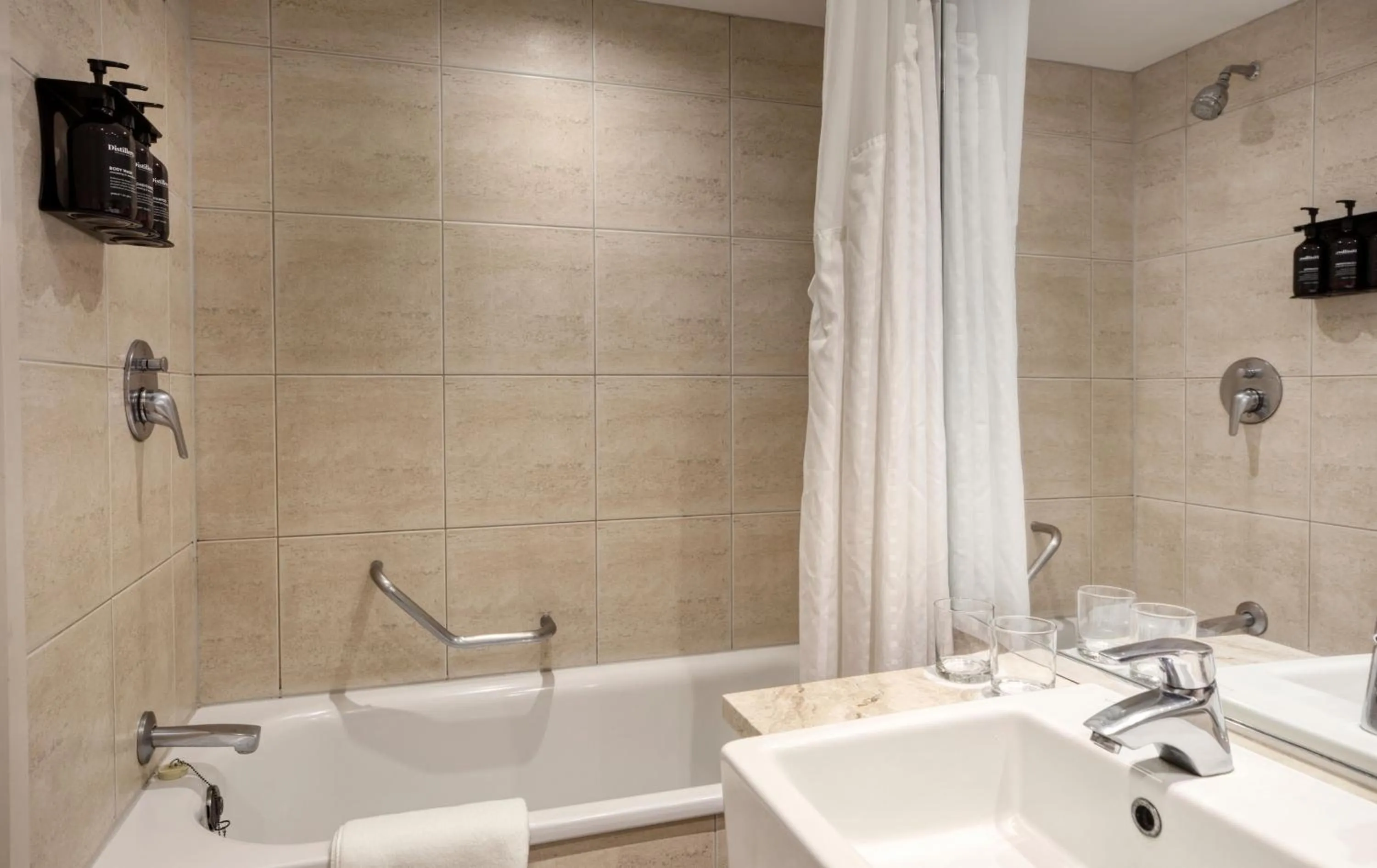 Bathroom in Rydges Rotorua