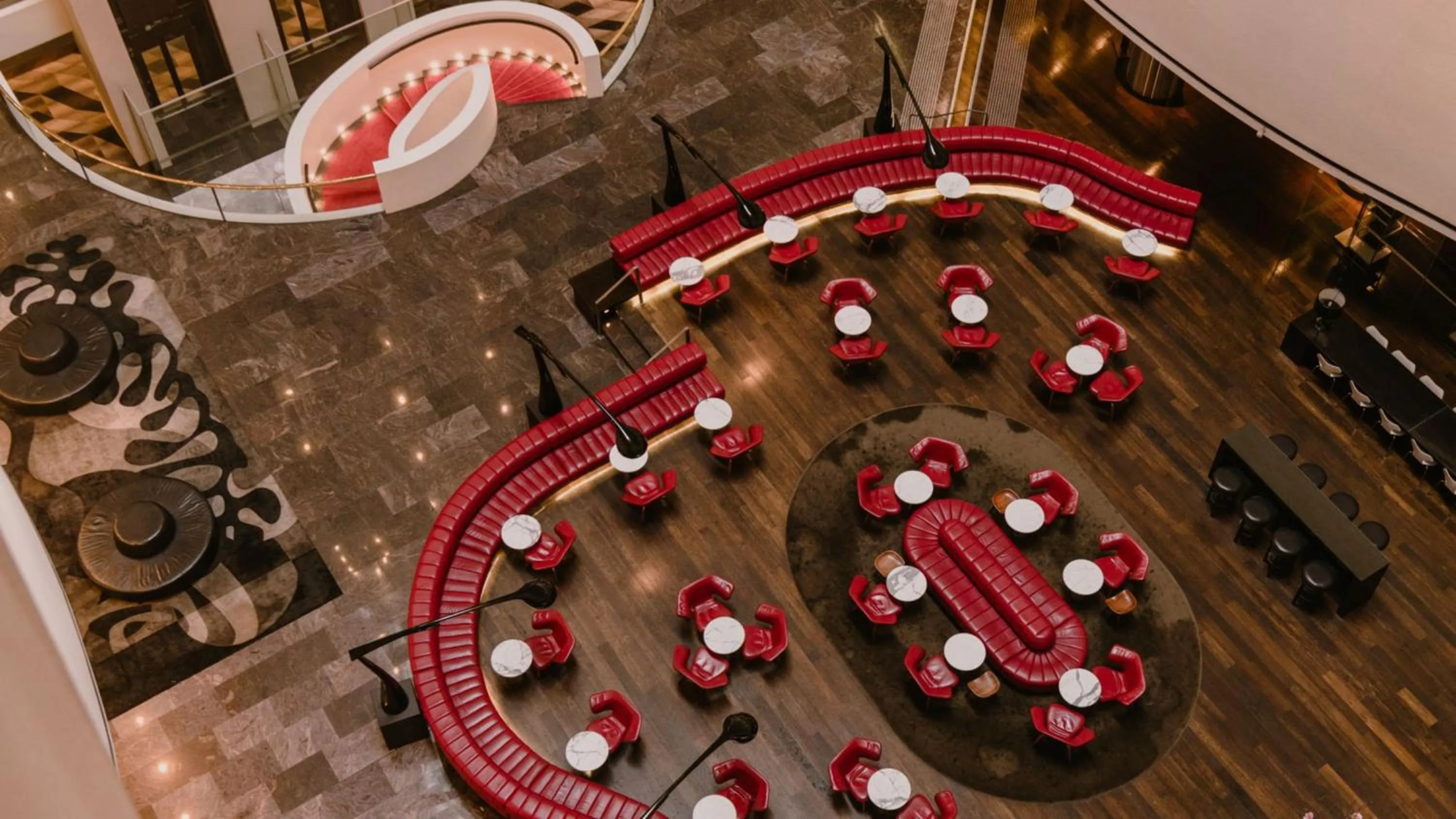 Lounge or bar in InterContinental Brisbane by IHG