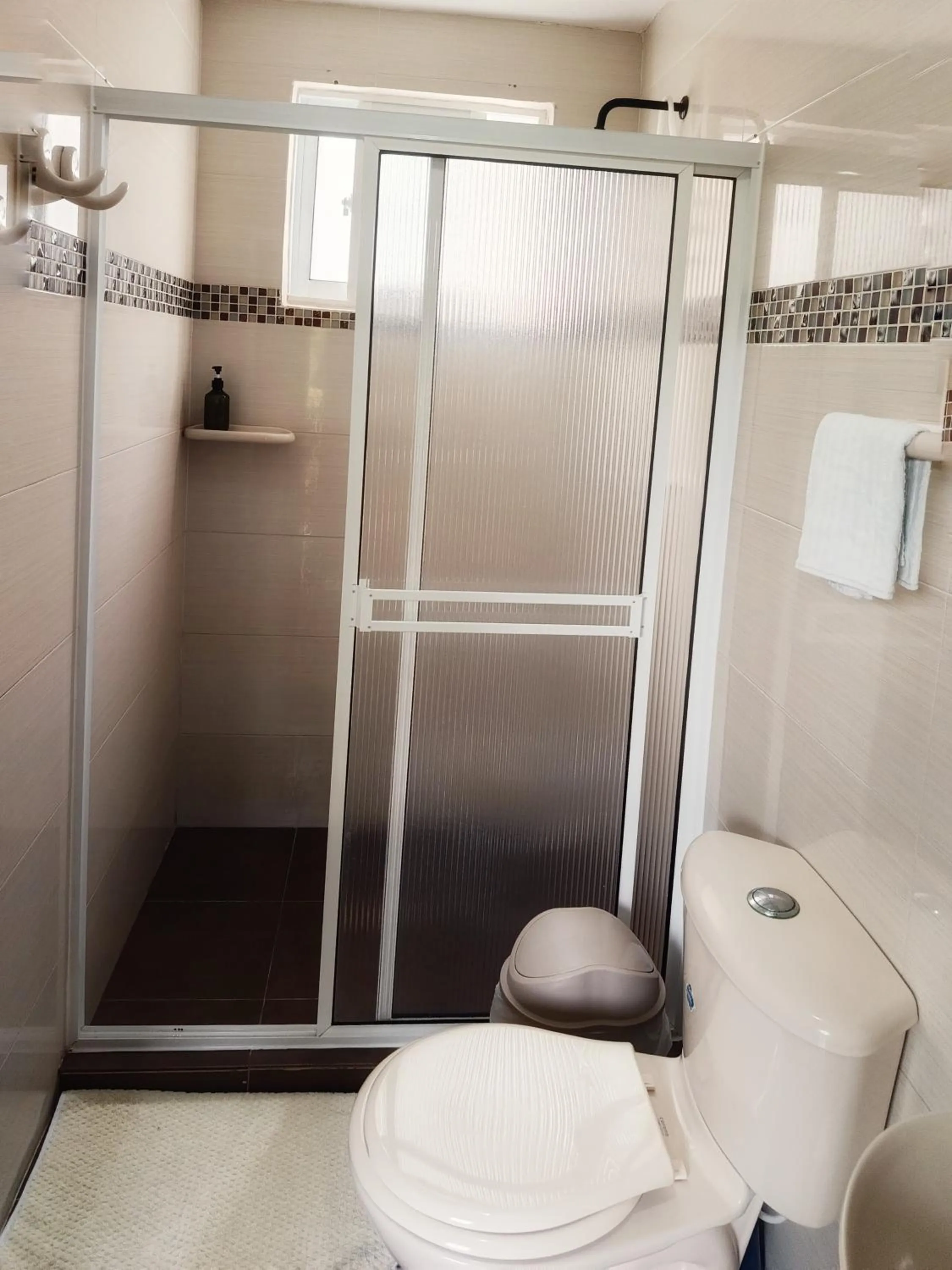 Shower in Cabañas Green Yard