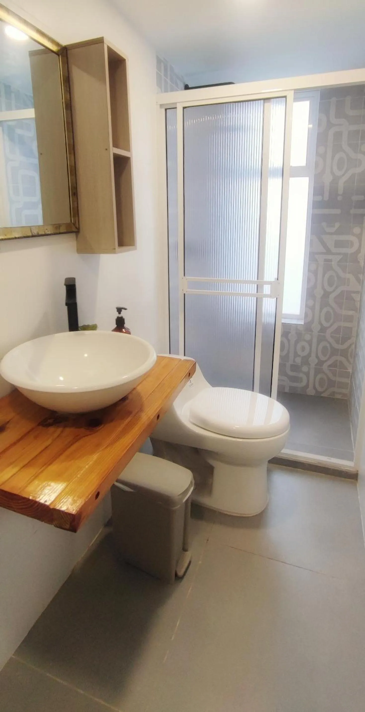 Shower in Cabañas Green Yard