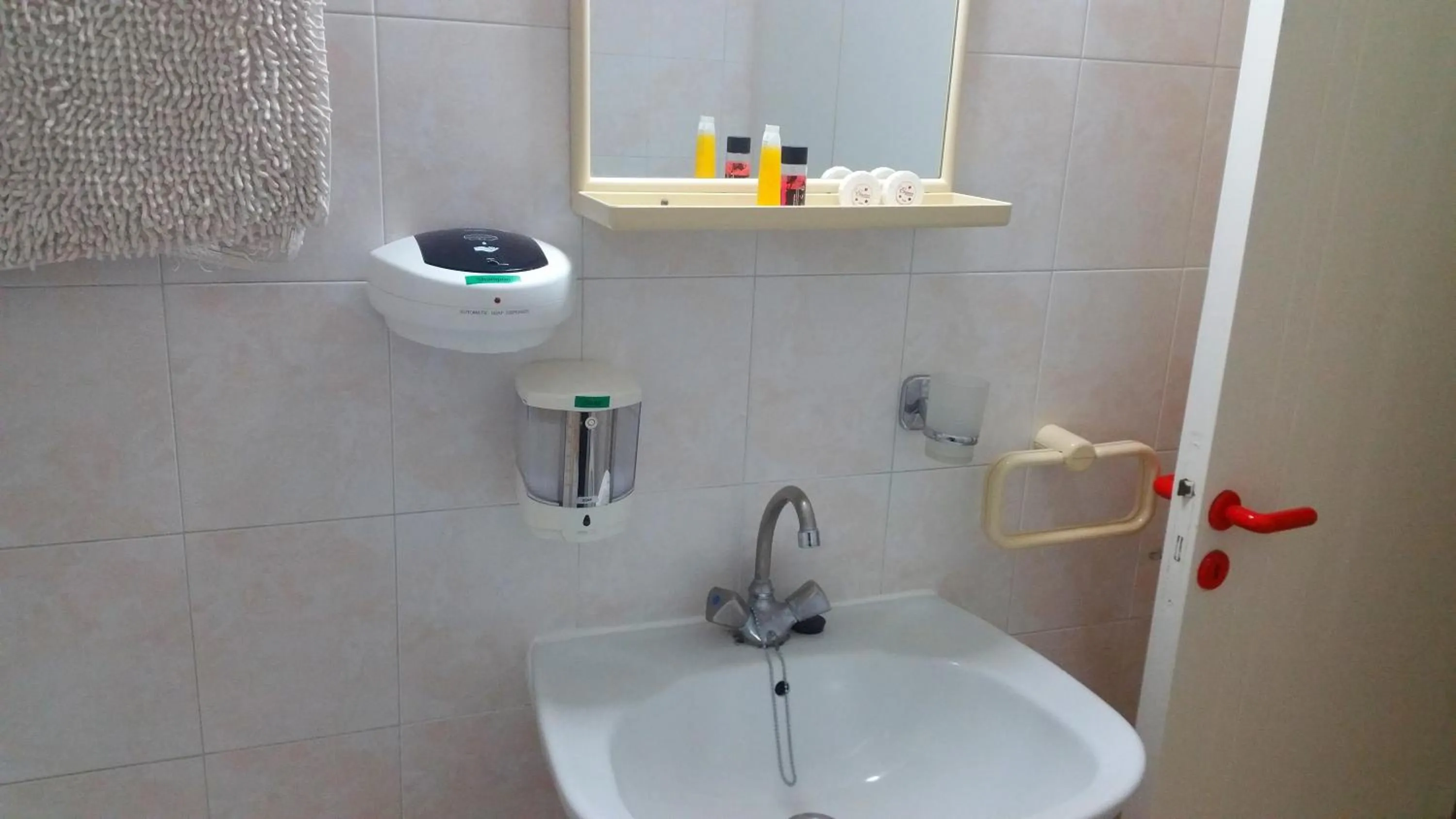 Toilet in Astrofegia Apartments Near The Sea