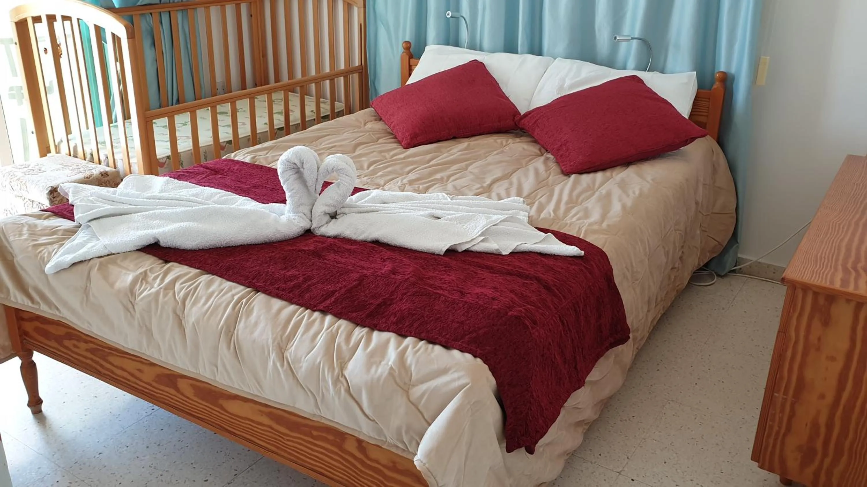 Bedroom, Bed in Astrofegia Apartments Near The Sea