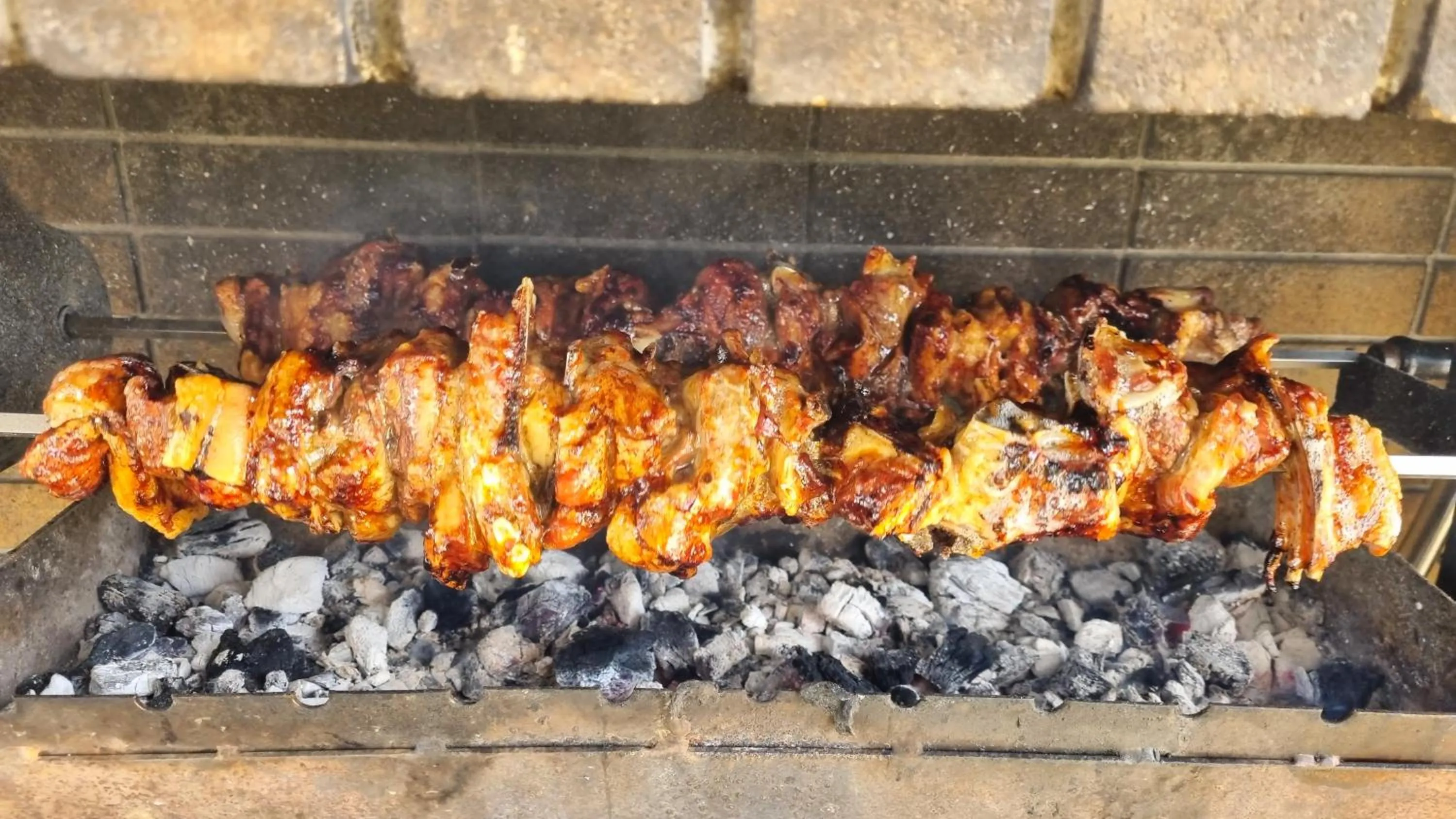 BBQ facilities in Astrofegia Apartments Near The Sea