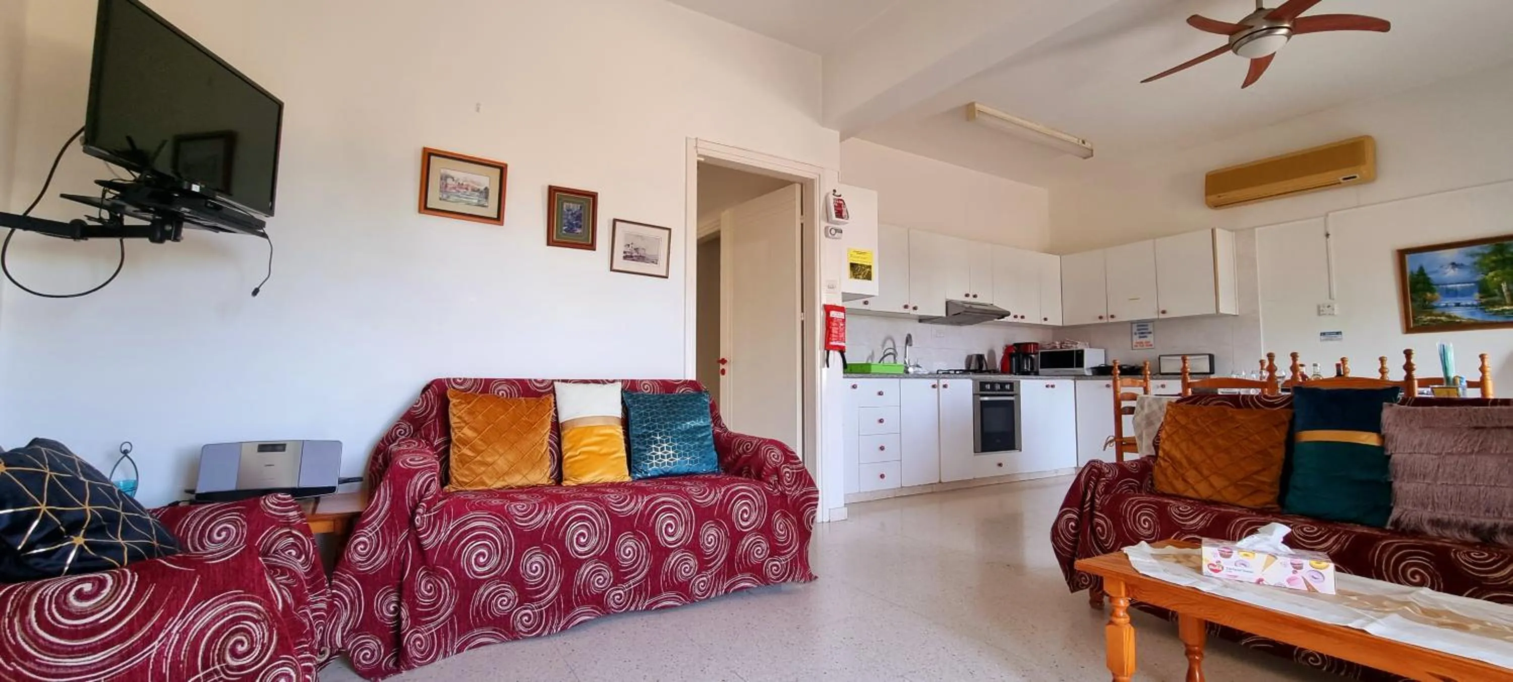 Seating area in Astrofegia Apartments Near The Sea
