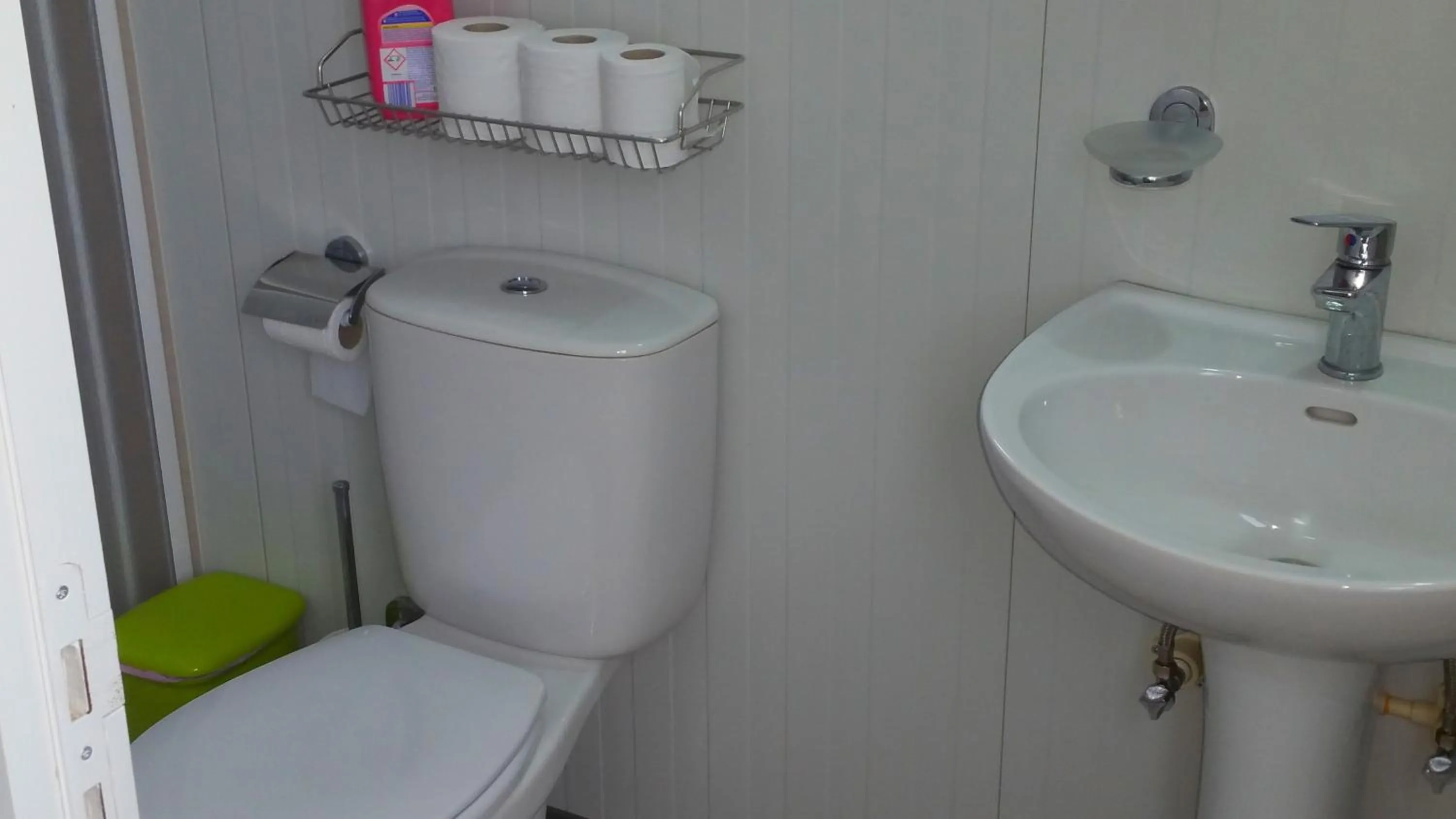 Shower in Astrofegia Apartments Near The Sea