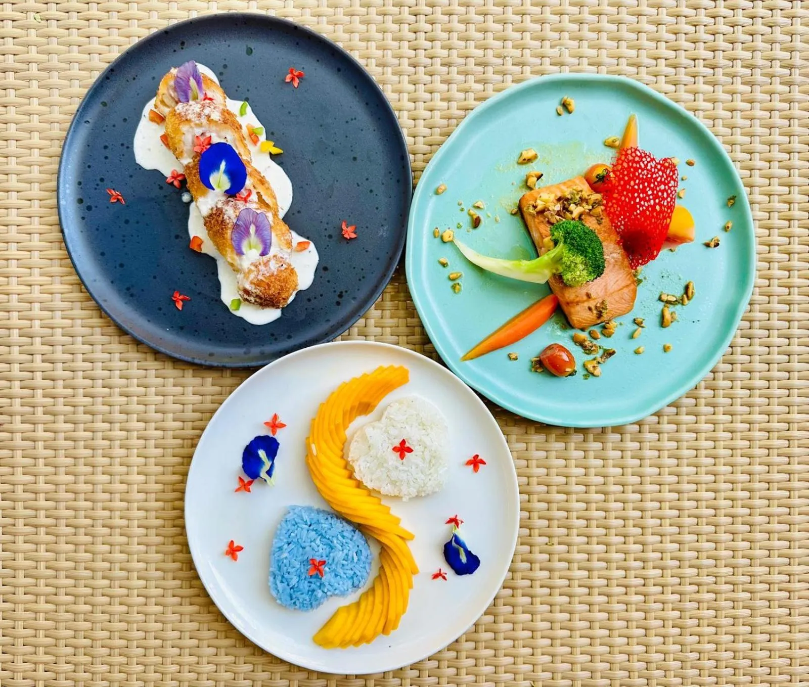 Food in Twin Bay Resort Koh Lanta