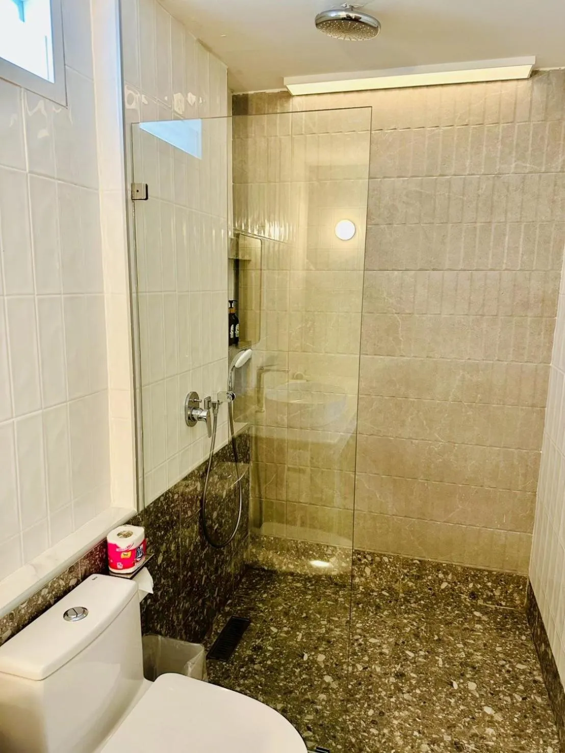 Bathroom in Twin Bay Resort Koh Lanta