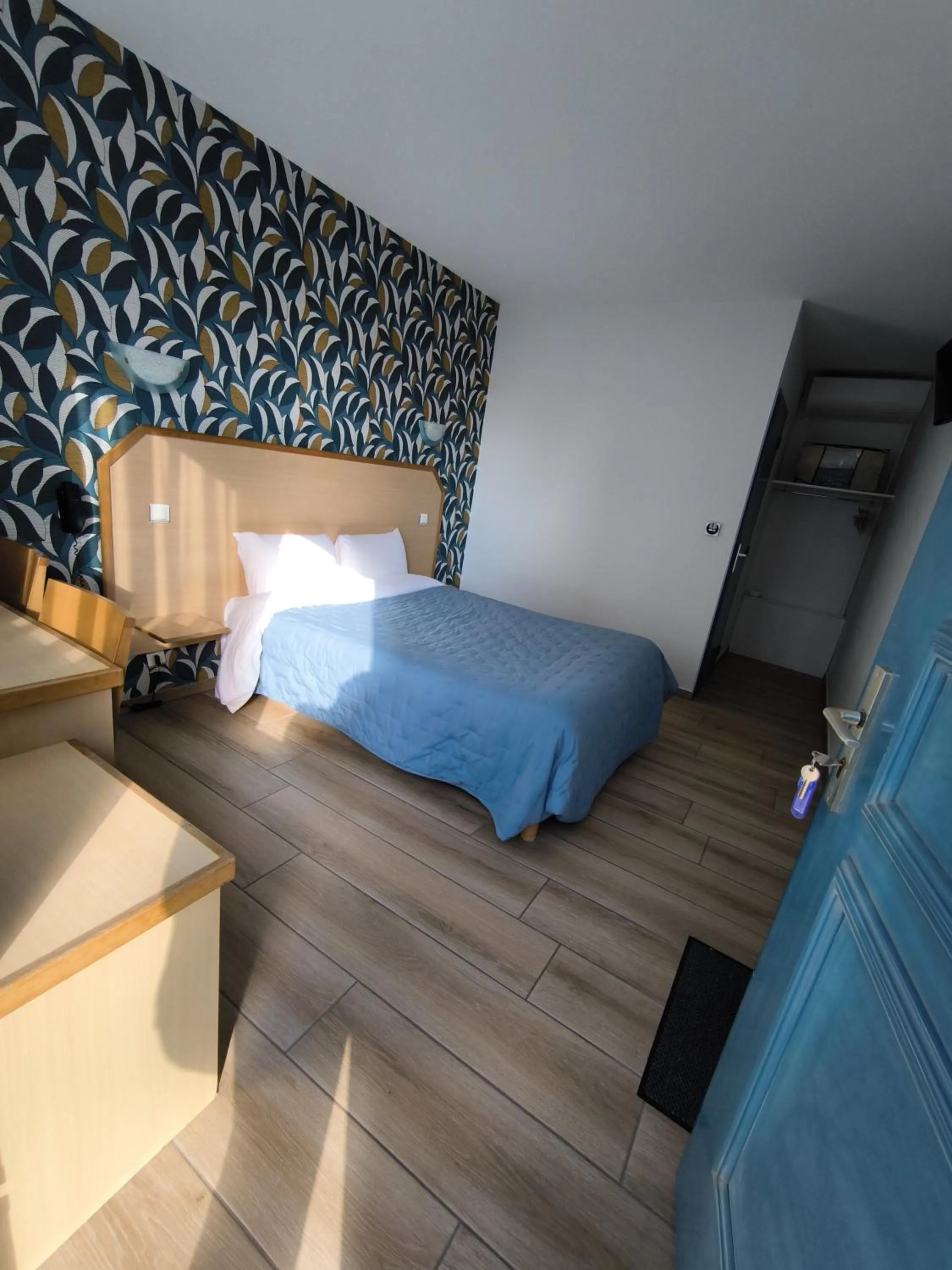 Bed in Hôtel Le Laury's