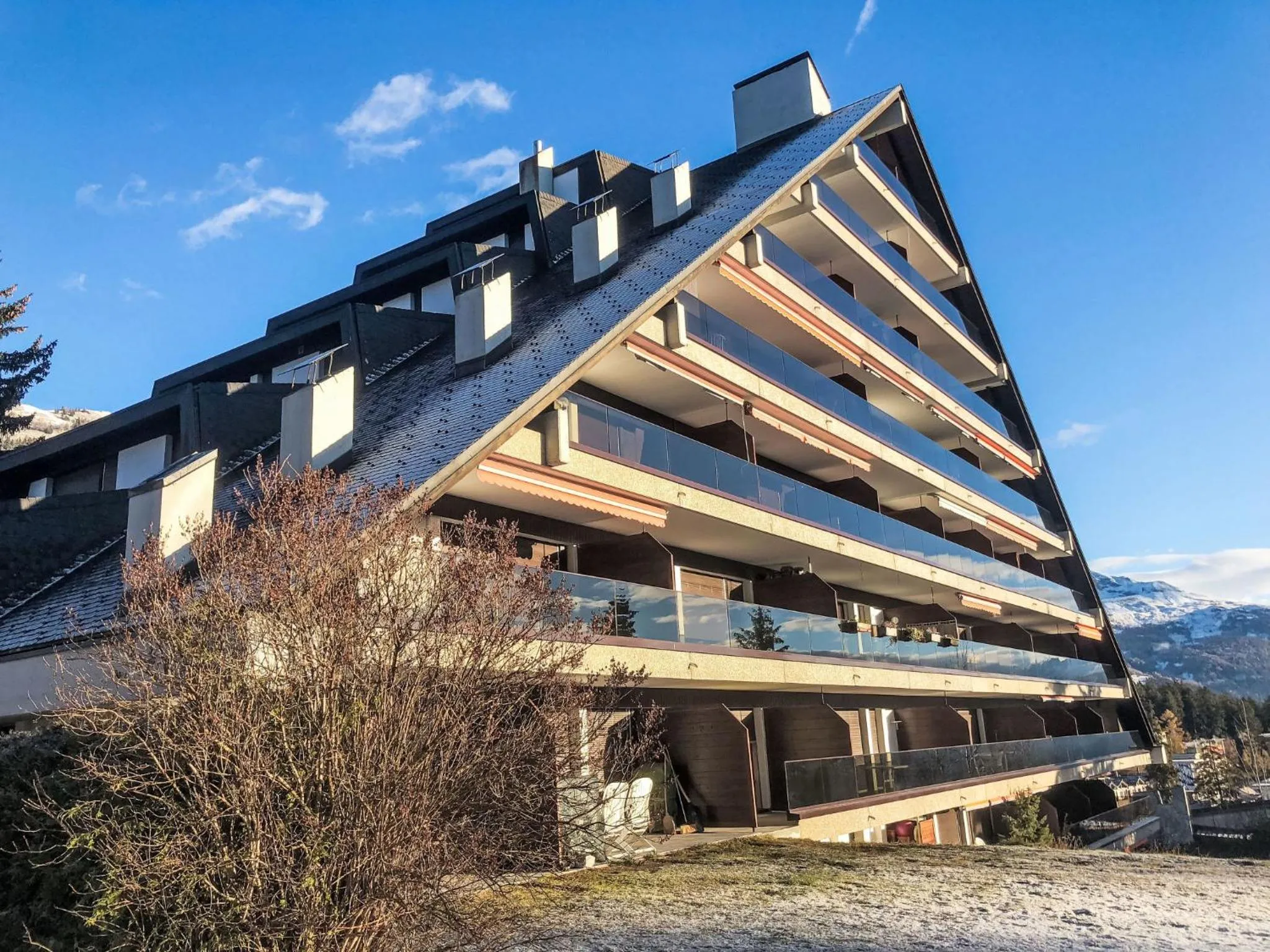 Property building in Apartment Victoria B 7 by Interhome
