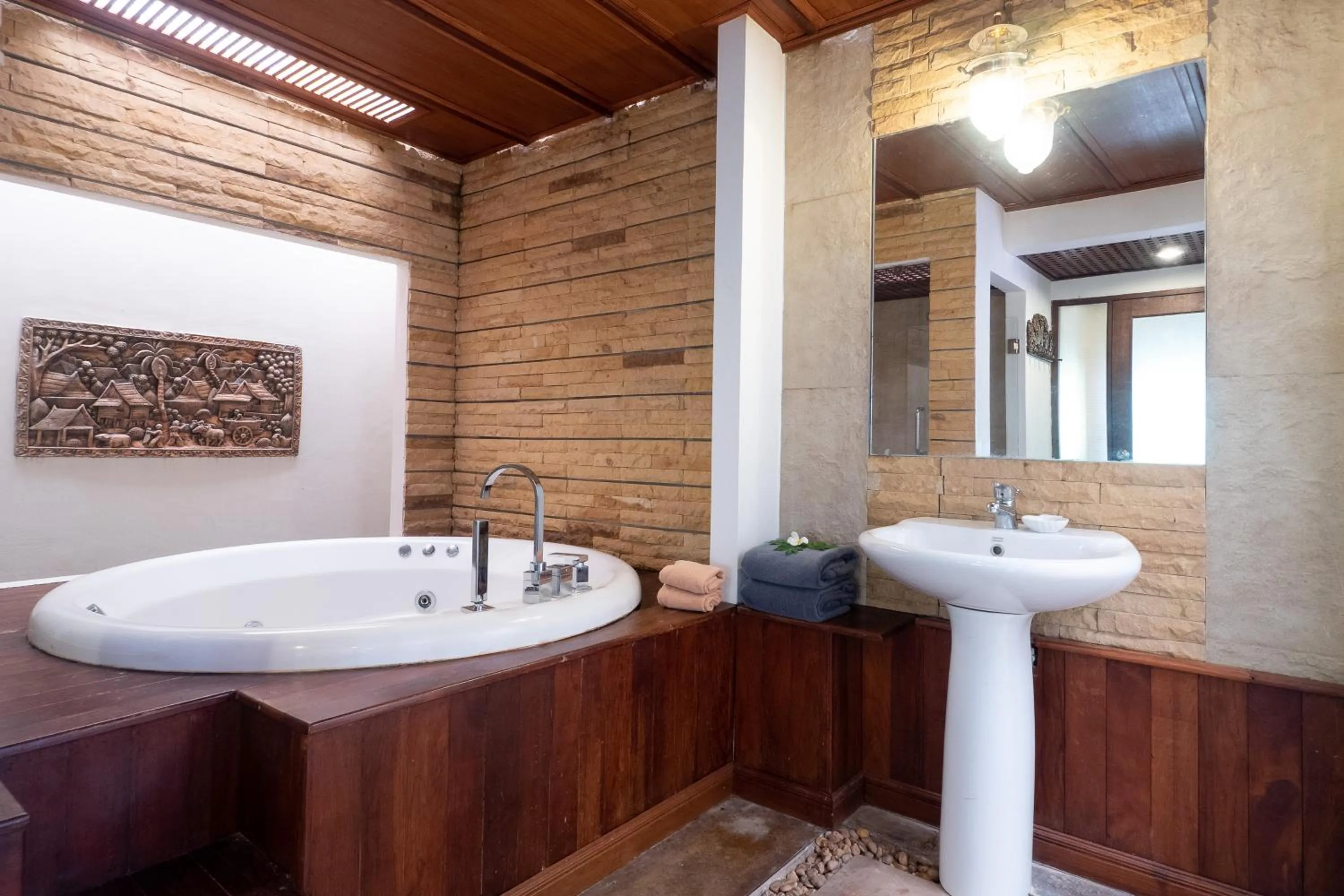 Day in Royal Lanta Resort & Spa