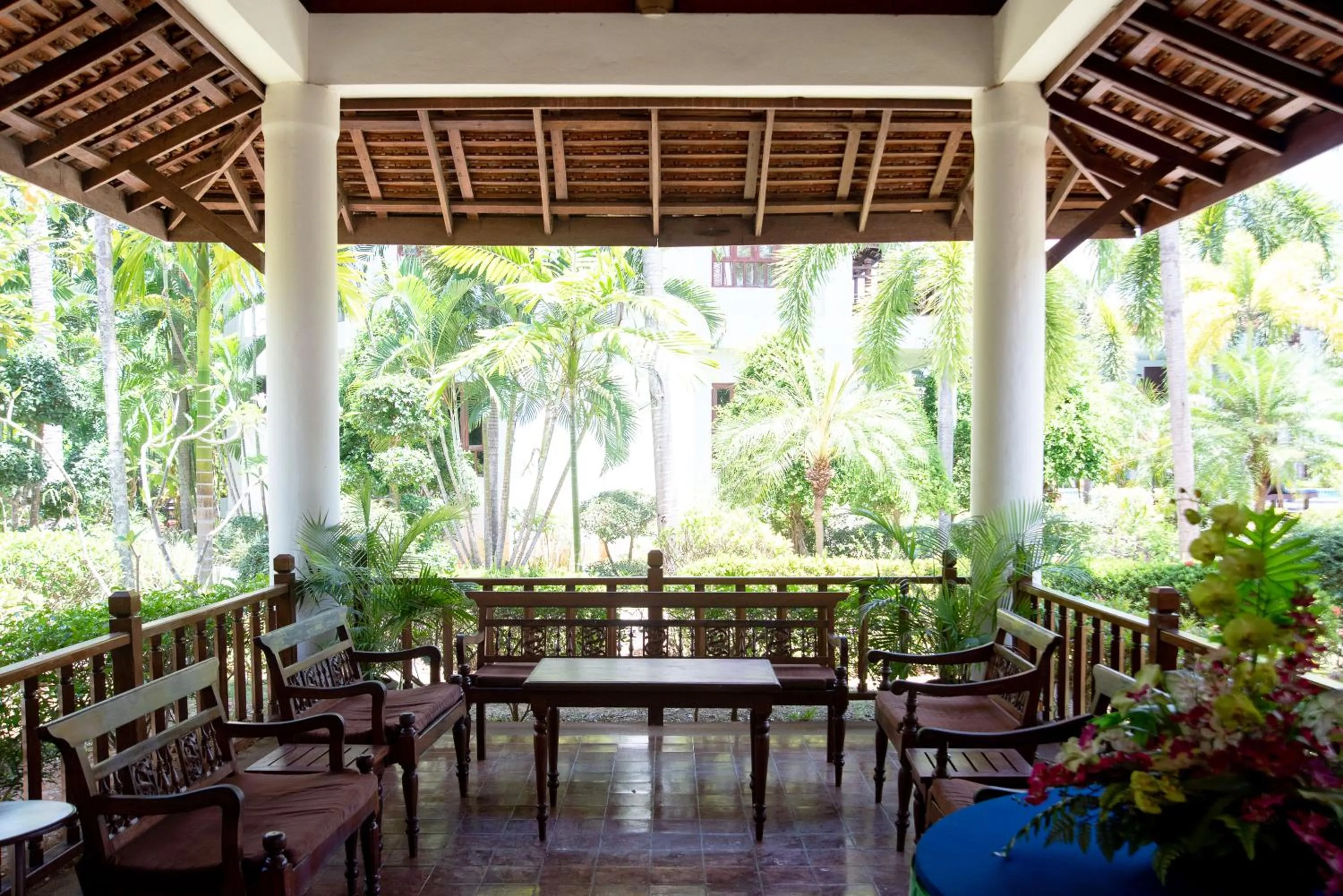 Lobby or reception in Royal Lanta Resort & Spa
