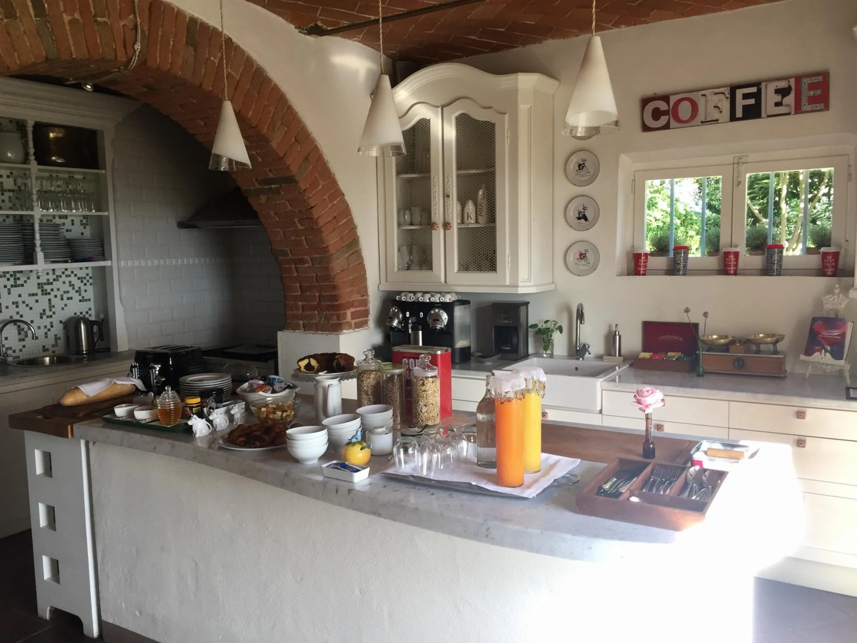 Continental breakfast in Fontelunga Hotel & Villas