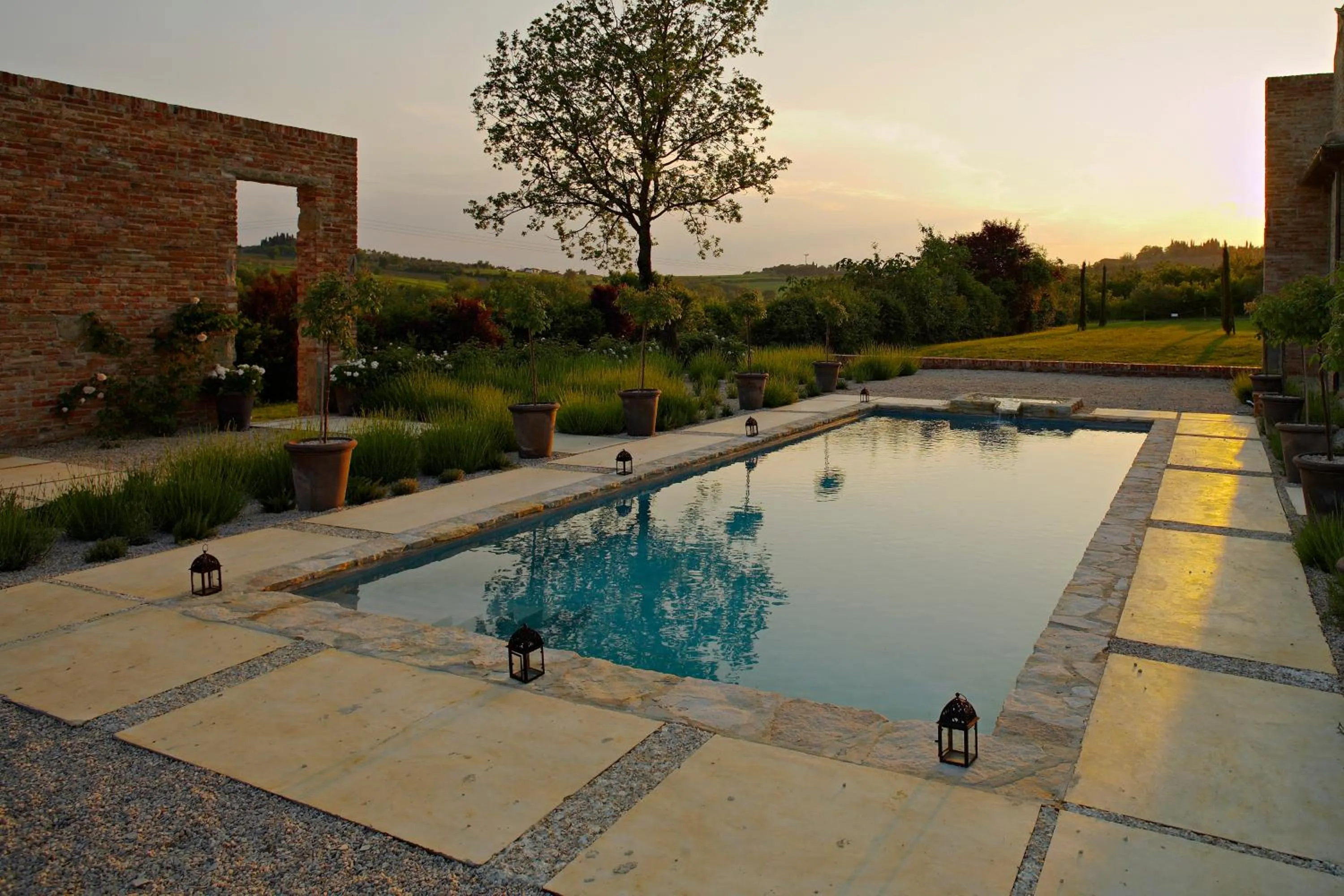 Swimming pool in Fontelunga Hotel & Villas