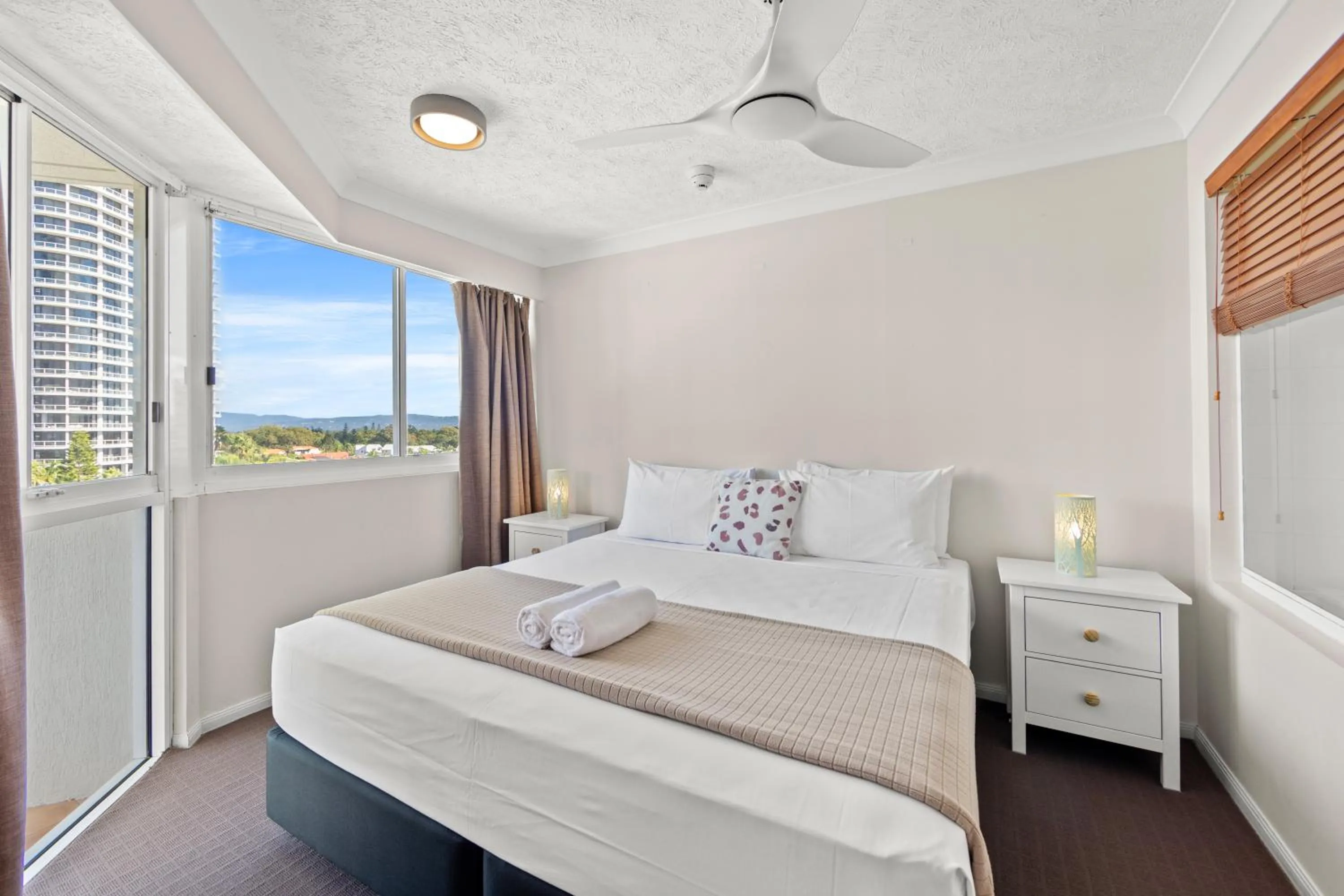 Bedroom, Bed in Surf Parade Resort