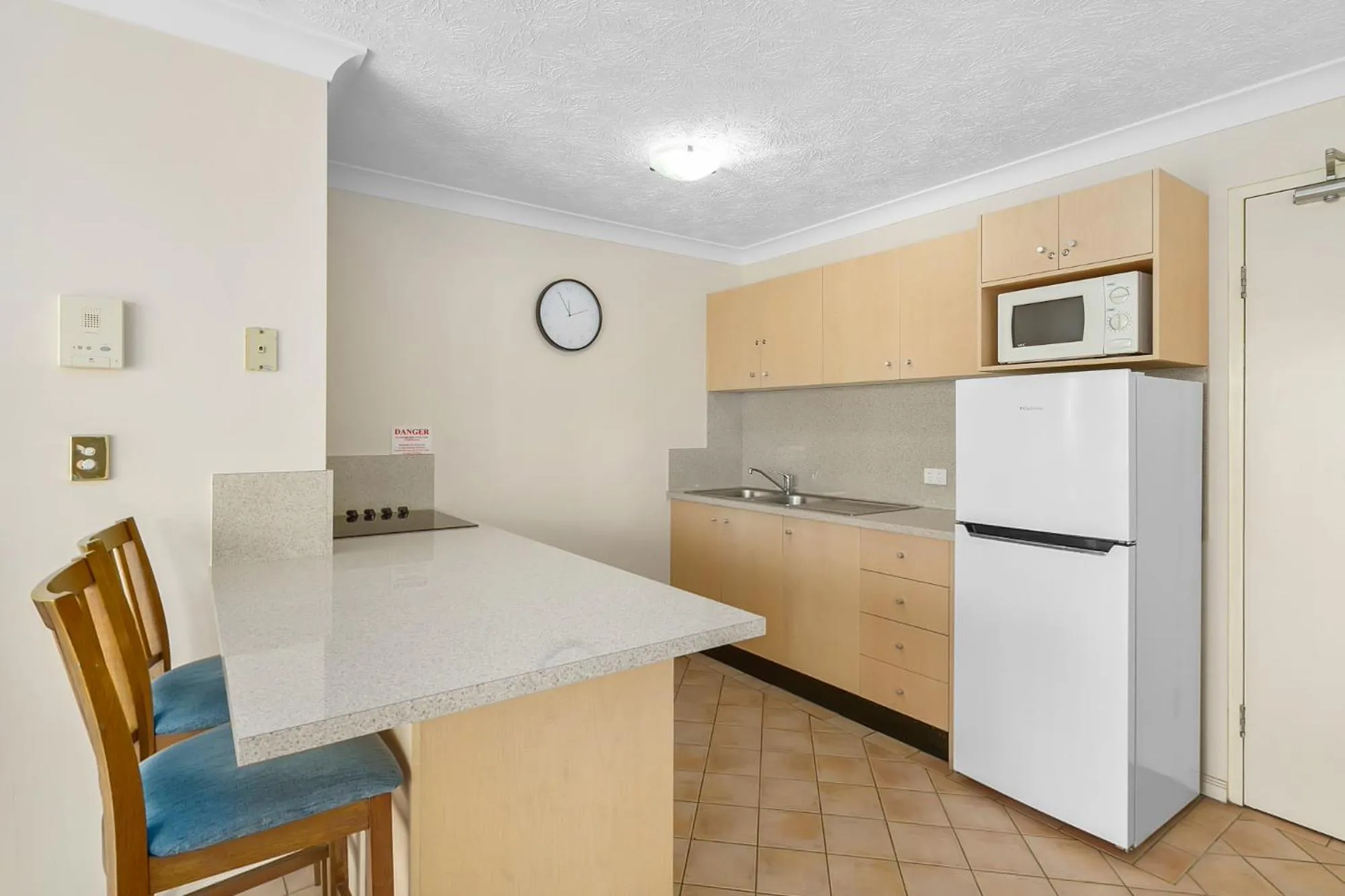 Kitchen or kitchenette in Surf Parade Resort