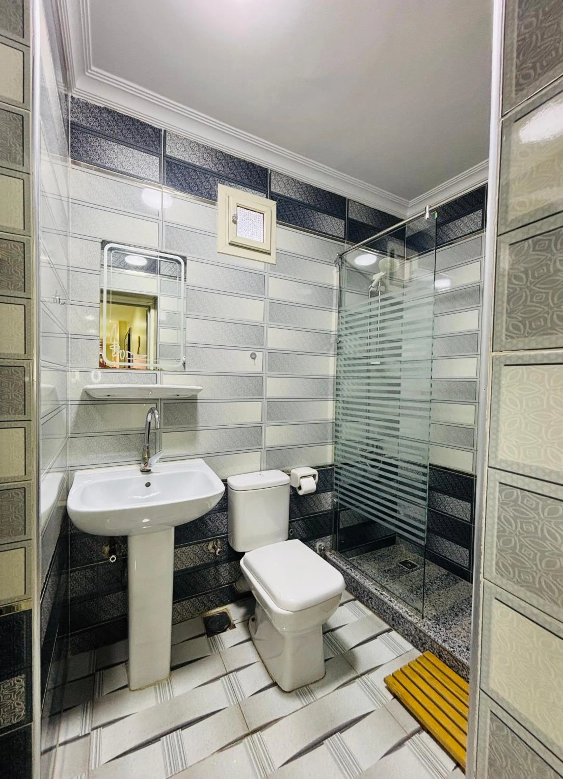 Bathroom in Giza Pyramids View Guest House