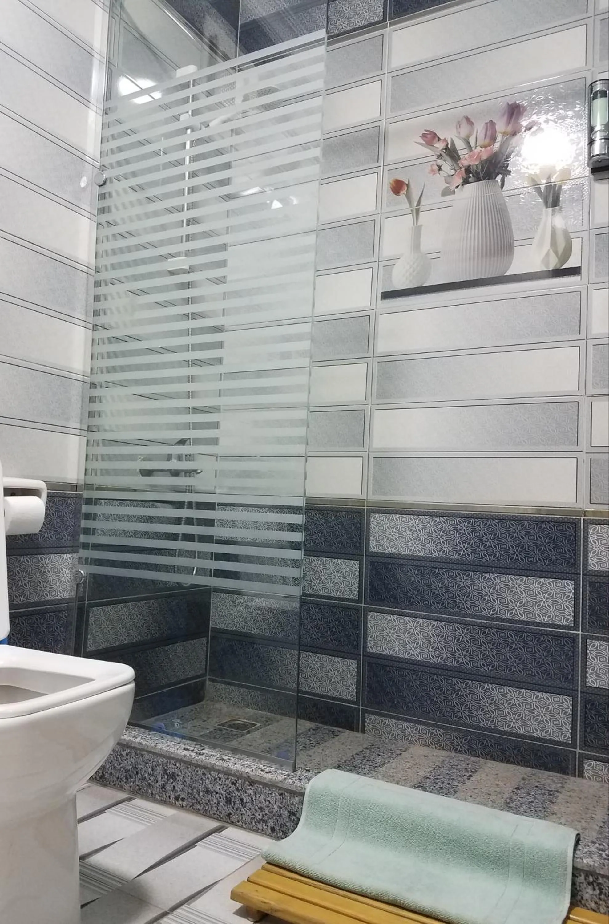 Shower in Giza Pyramids View Guest House