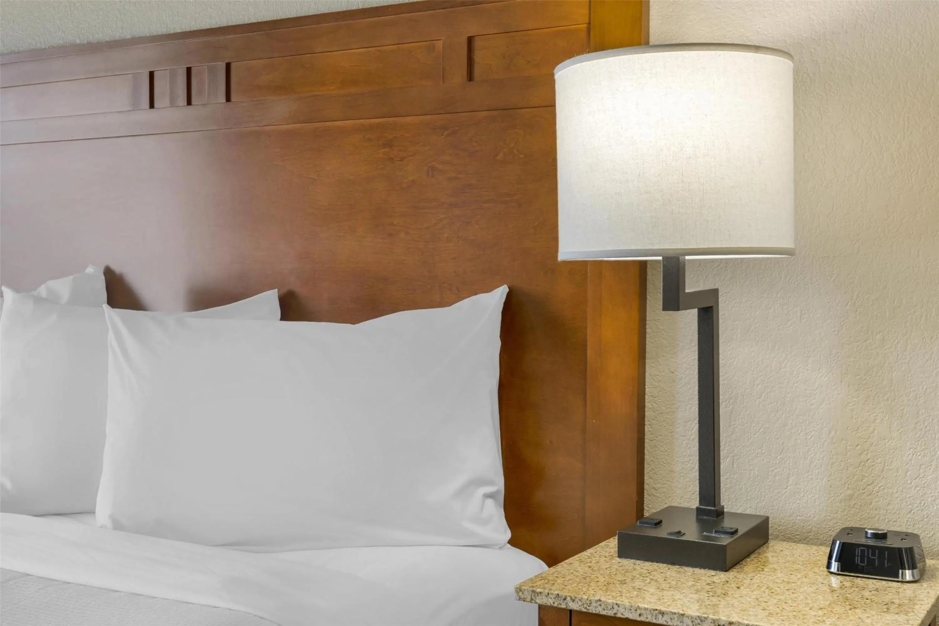 Bedroom, Bed in Best Western Plus Riverfront Hotel and Suites