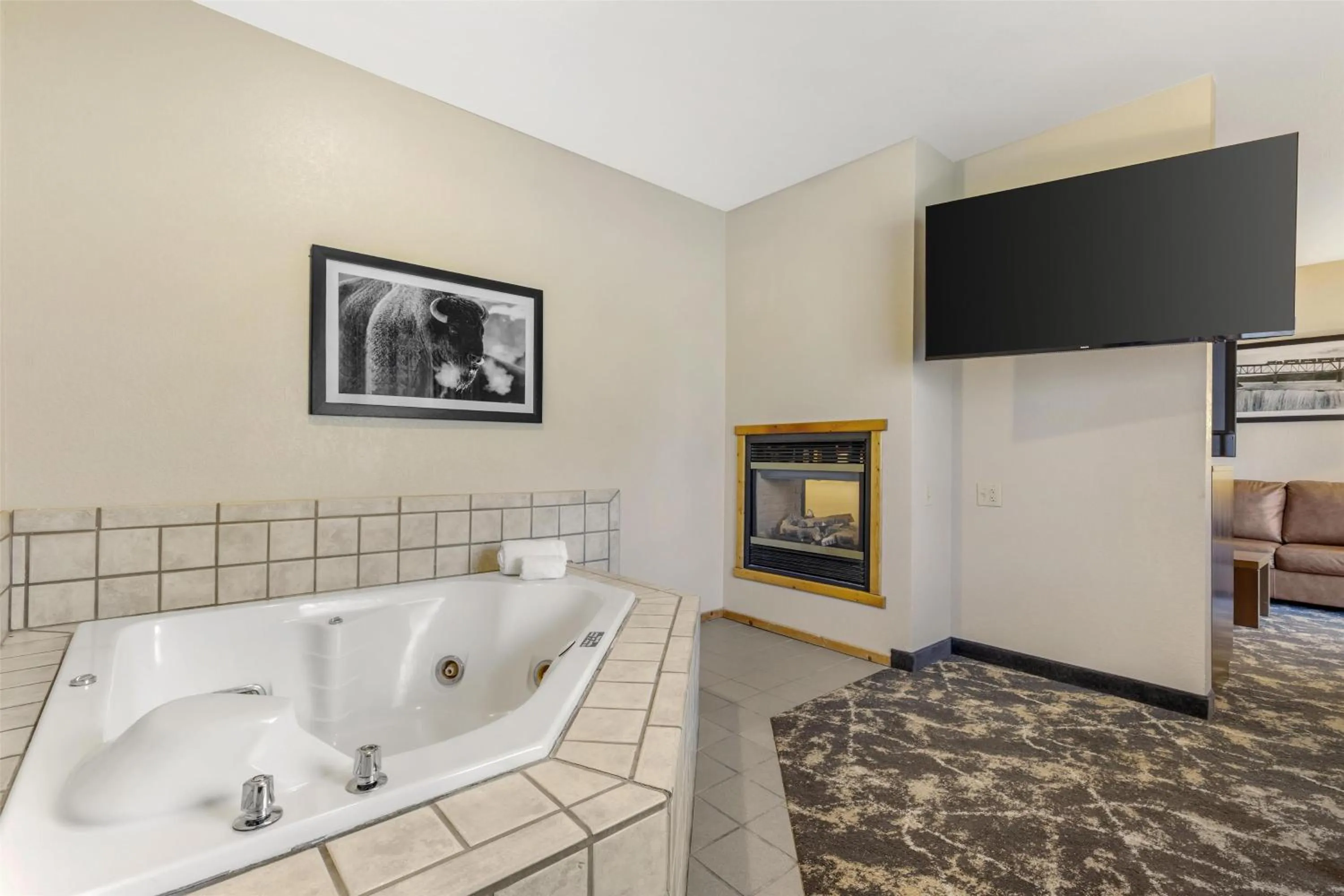 Bedroom in Best Western Plus Riverfront Hotel and Suites