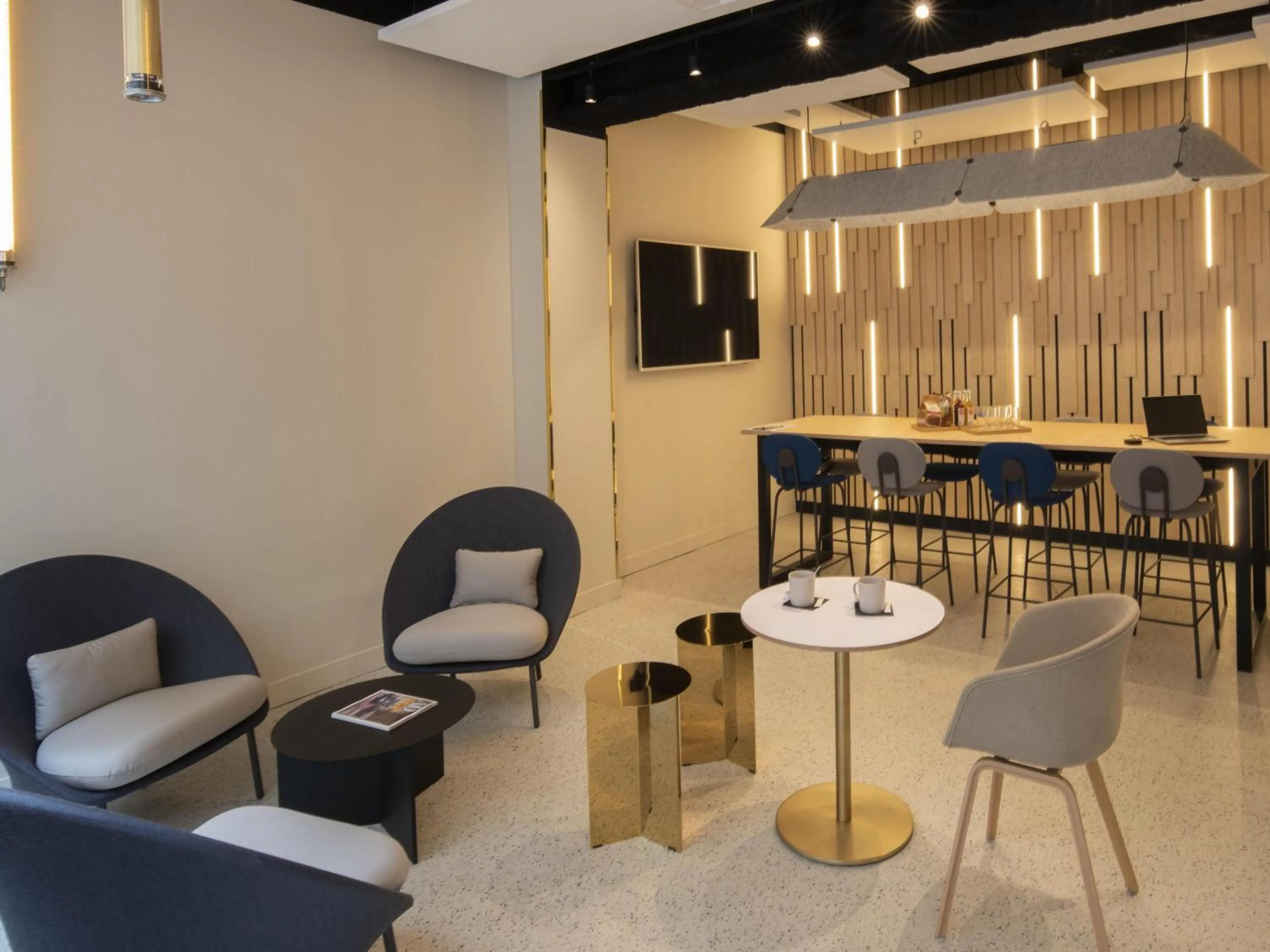 Property building in ibis Styles Paris Opera Lafayette