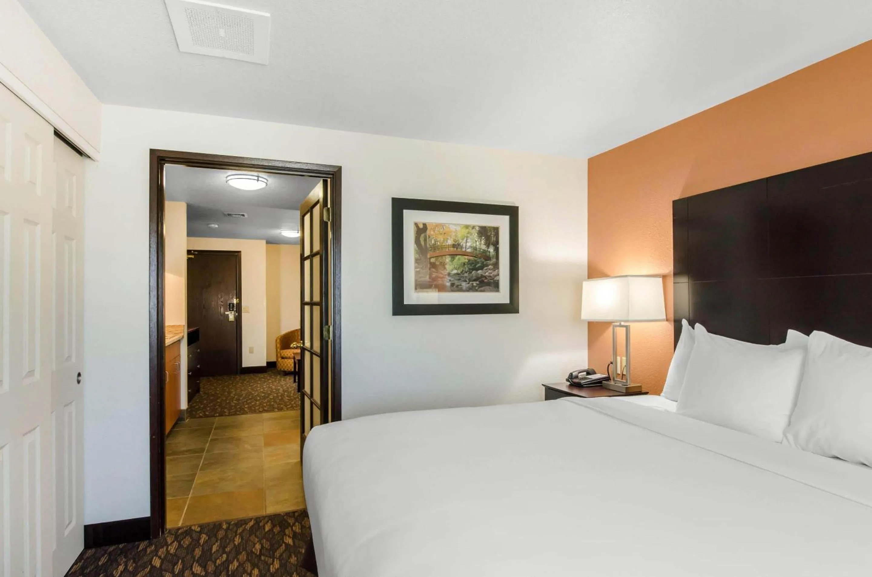 Bedroom, Bed in Comfort Inn & Suites Ashland