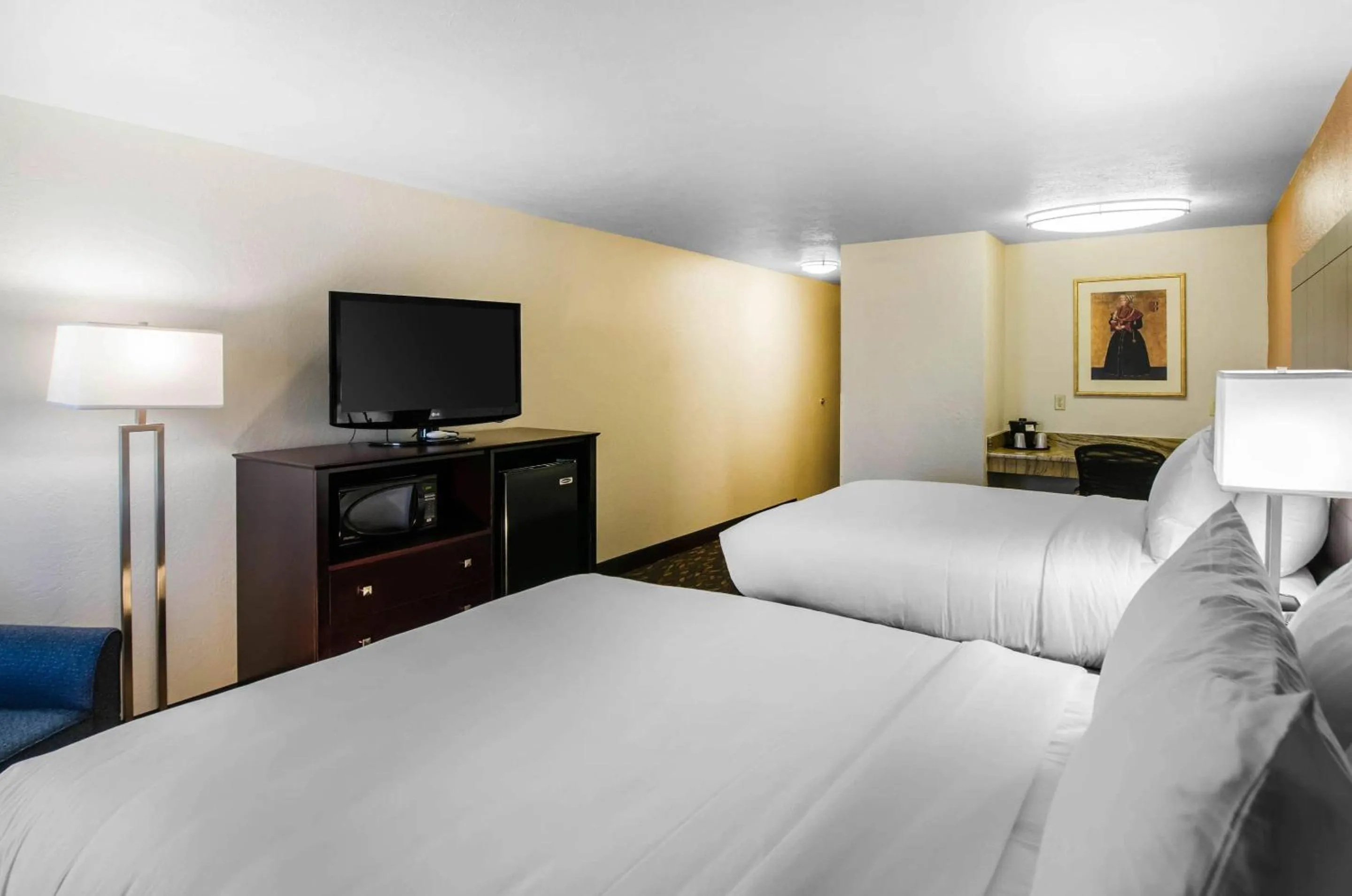 Bedroom, Bed in Comfort Inn & Suites Ashland