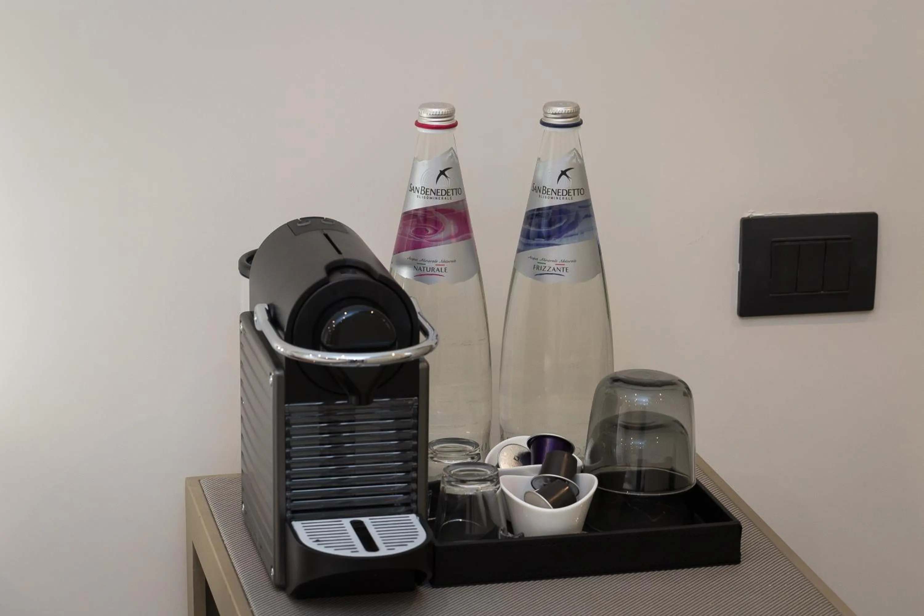 Coffee/tea facilities in Clementi Portrait