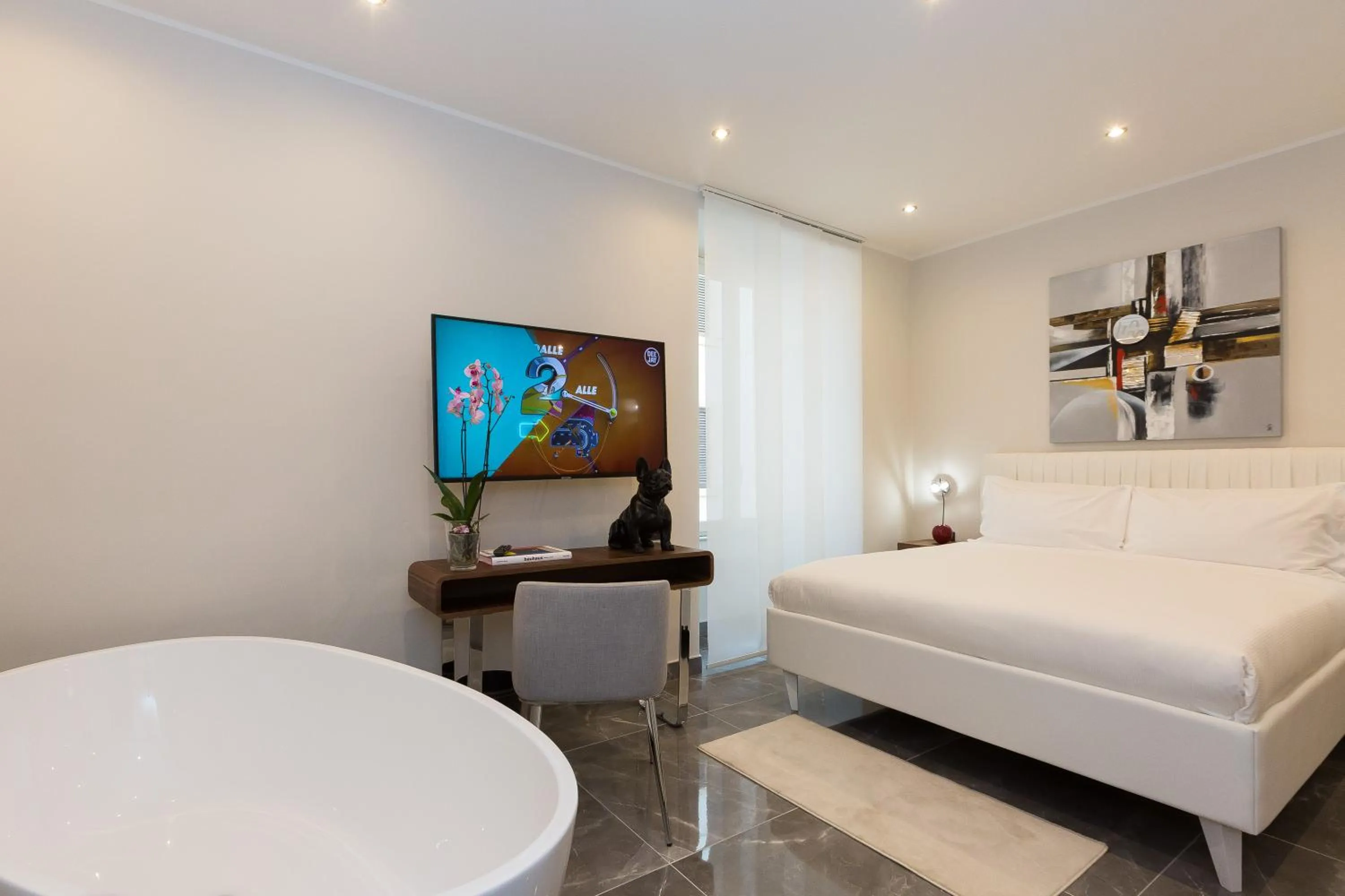 Bedroom, Bed in Clementi Portrait