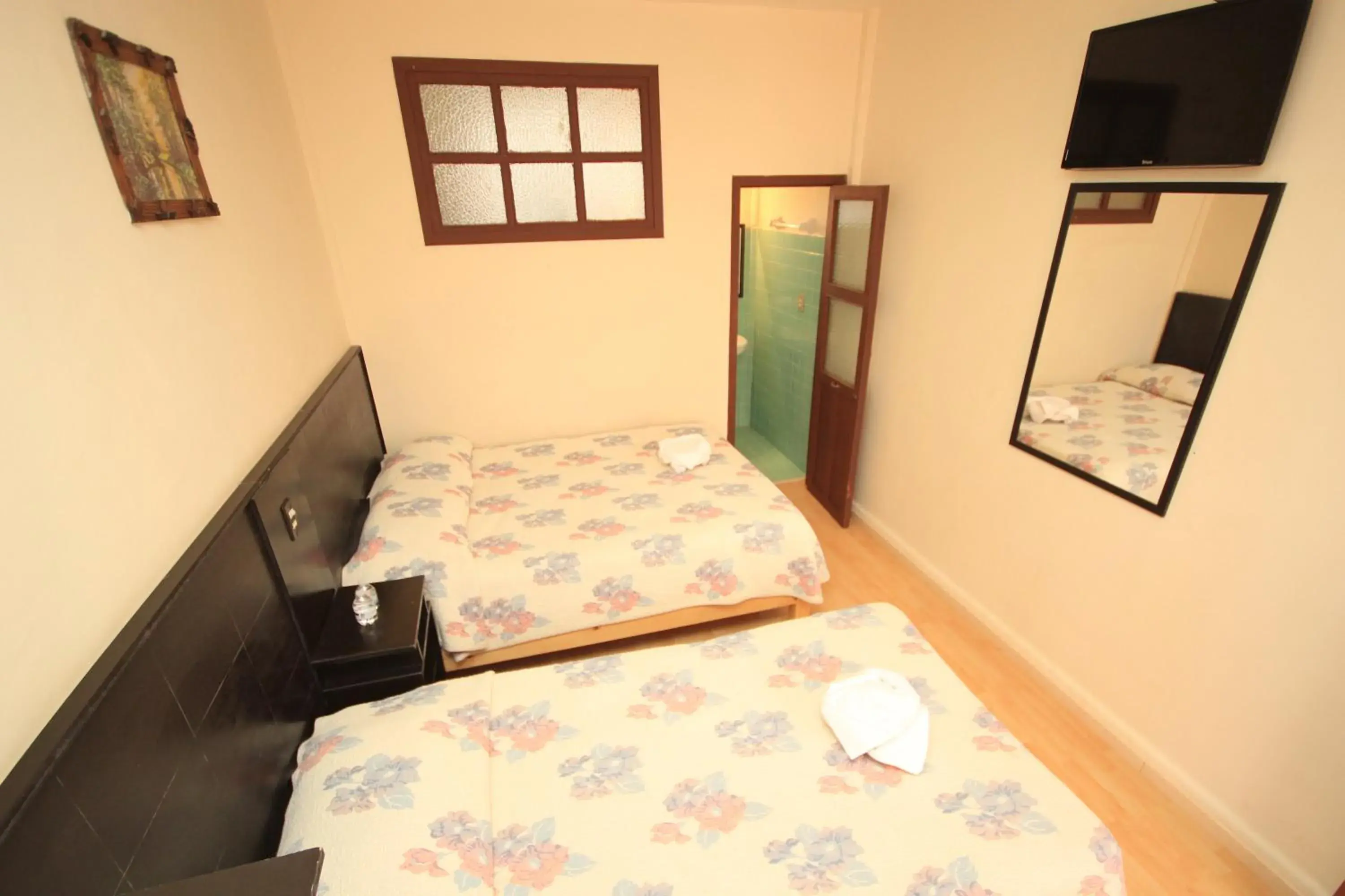Triple Room in Hotel San Martin Triple Room in Hotel San Martin