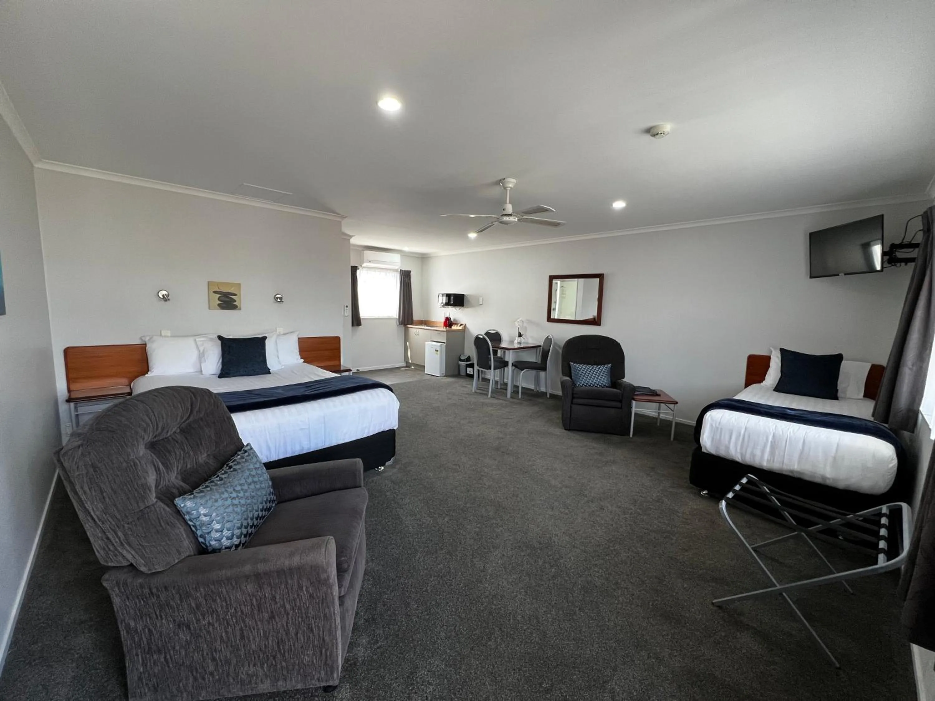 BK's Magnolia Motor Lodge