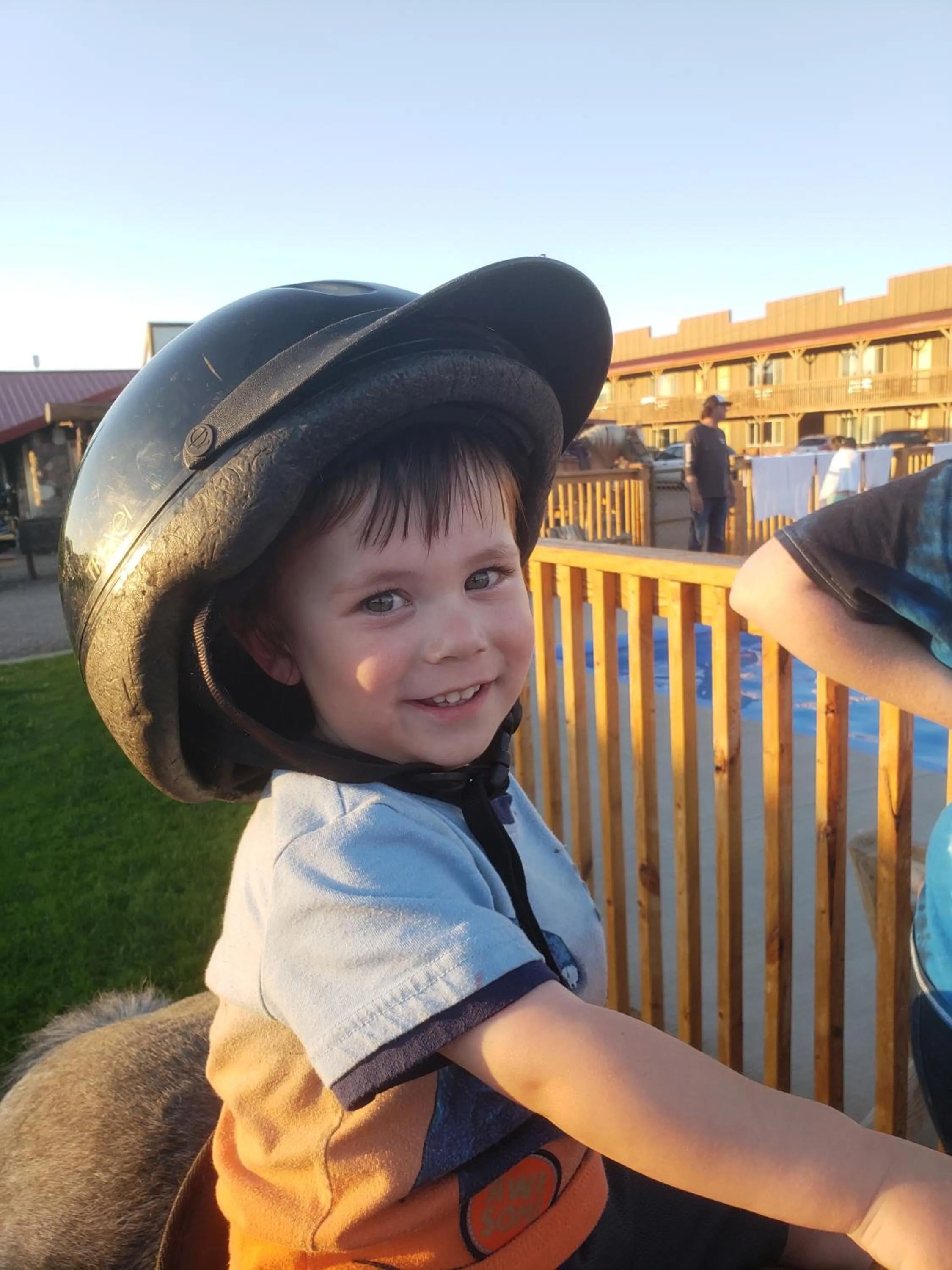 Horse-riding in Big Bear Motel