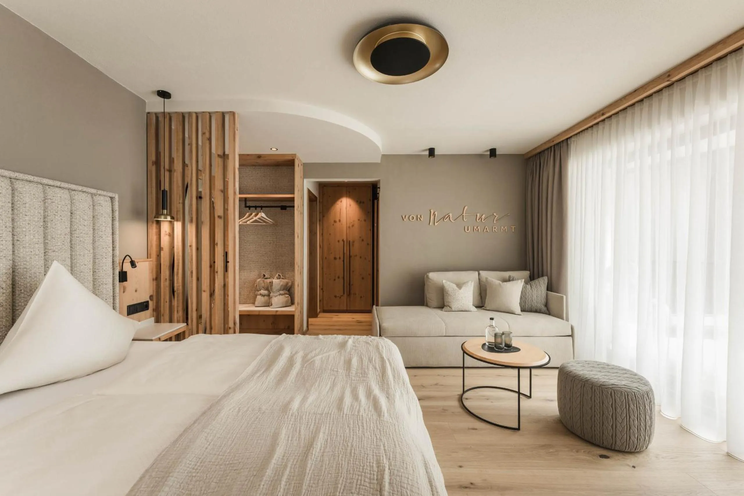 Photo of the whole room, Bed in Forster's Naturresort